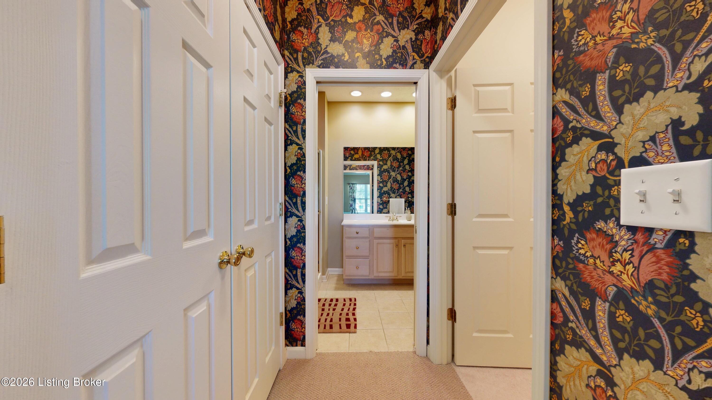 2122 Pickwick Dr Property Photo 29