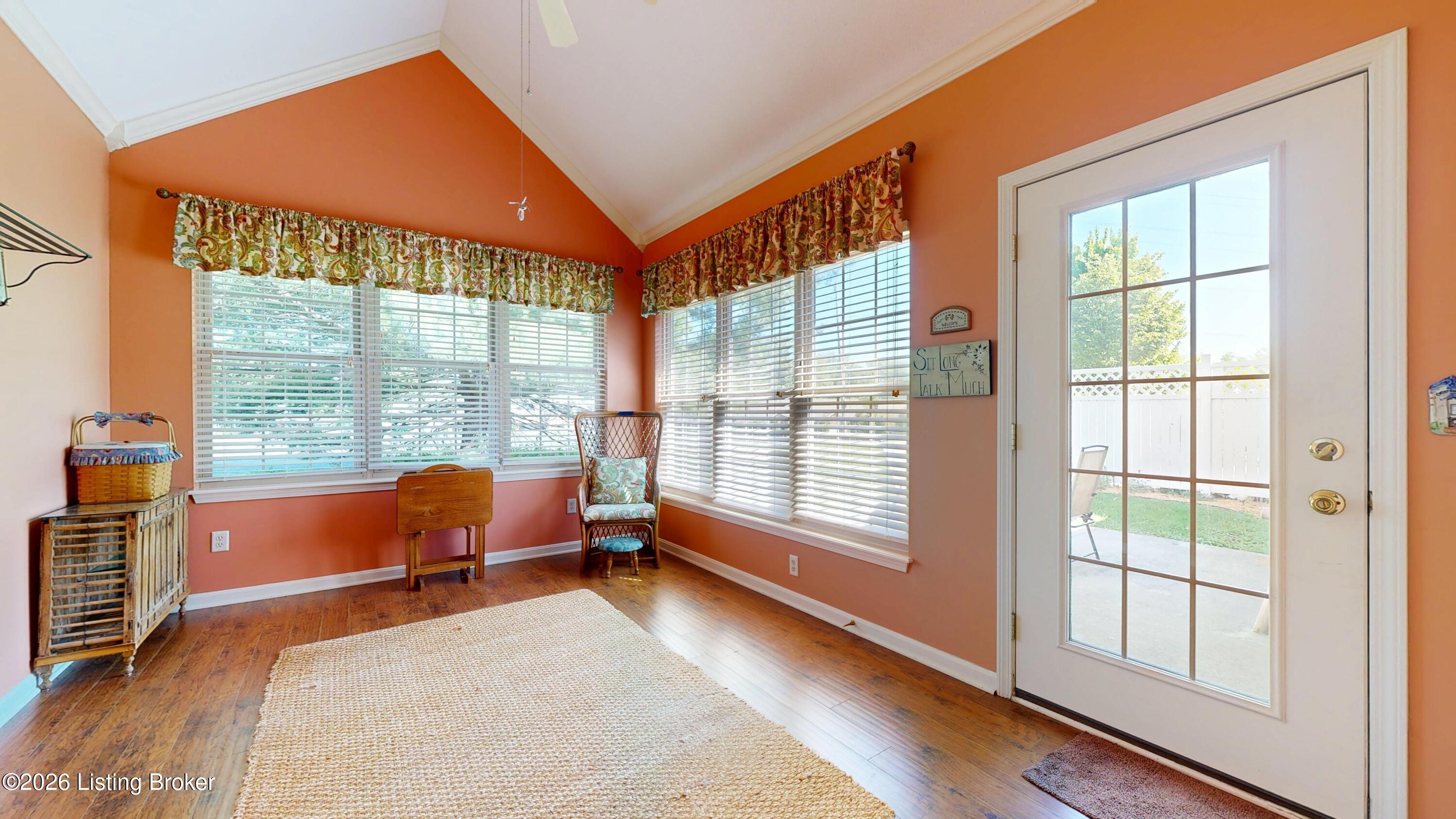 2122 Pickwick Dr Property Photo 34