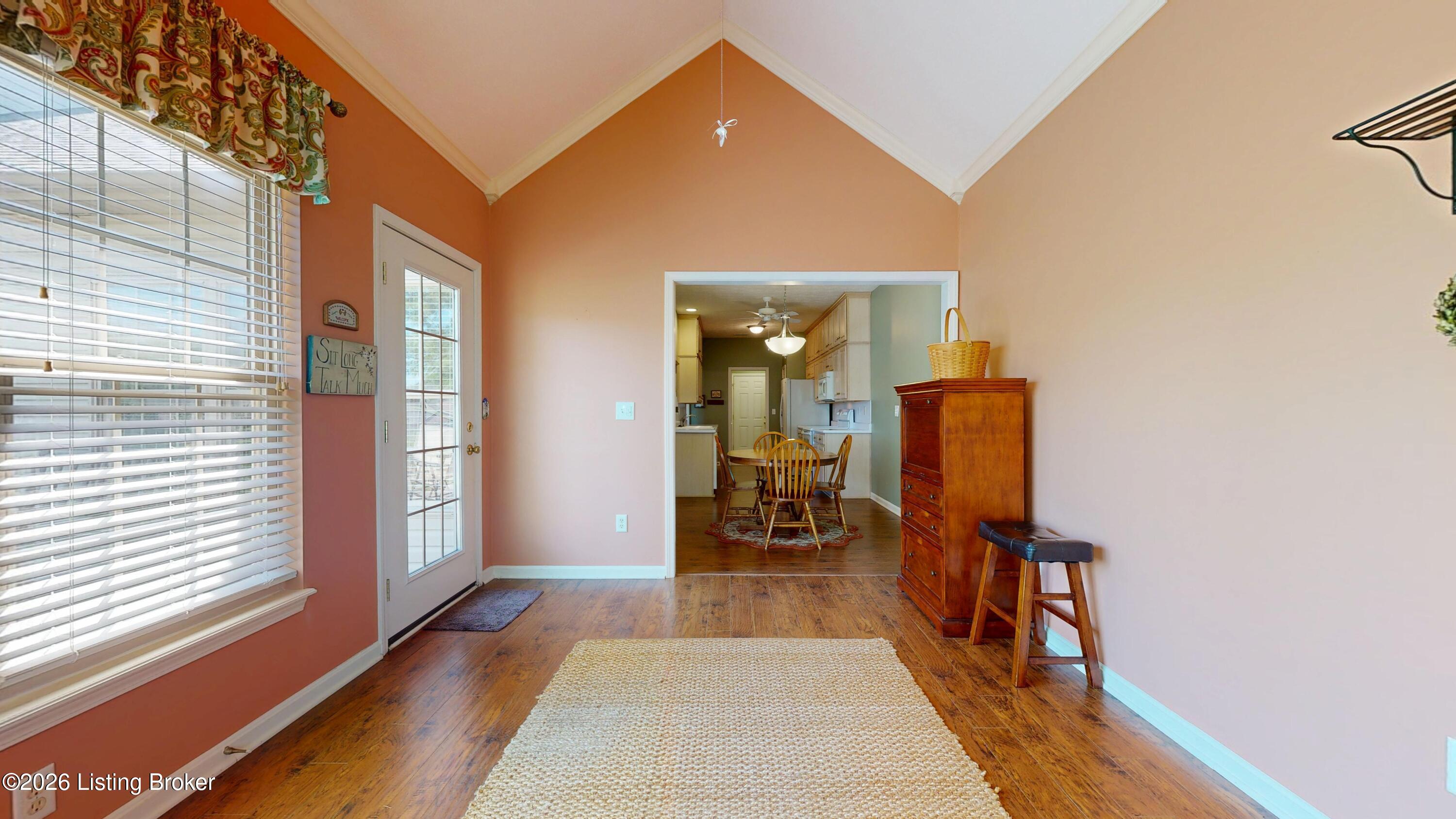 2122 Pickwick Dr Property Photo 36