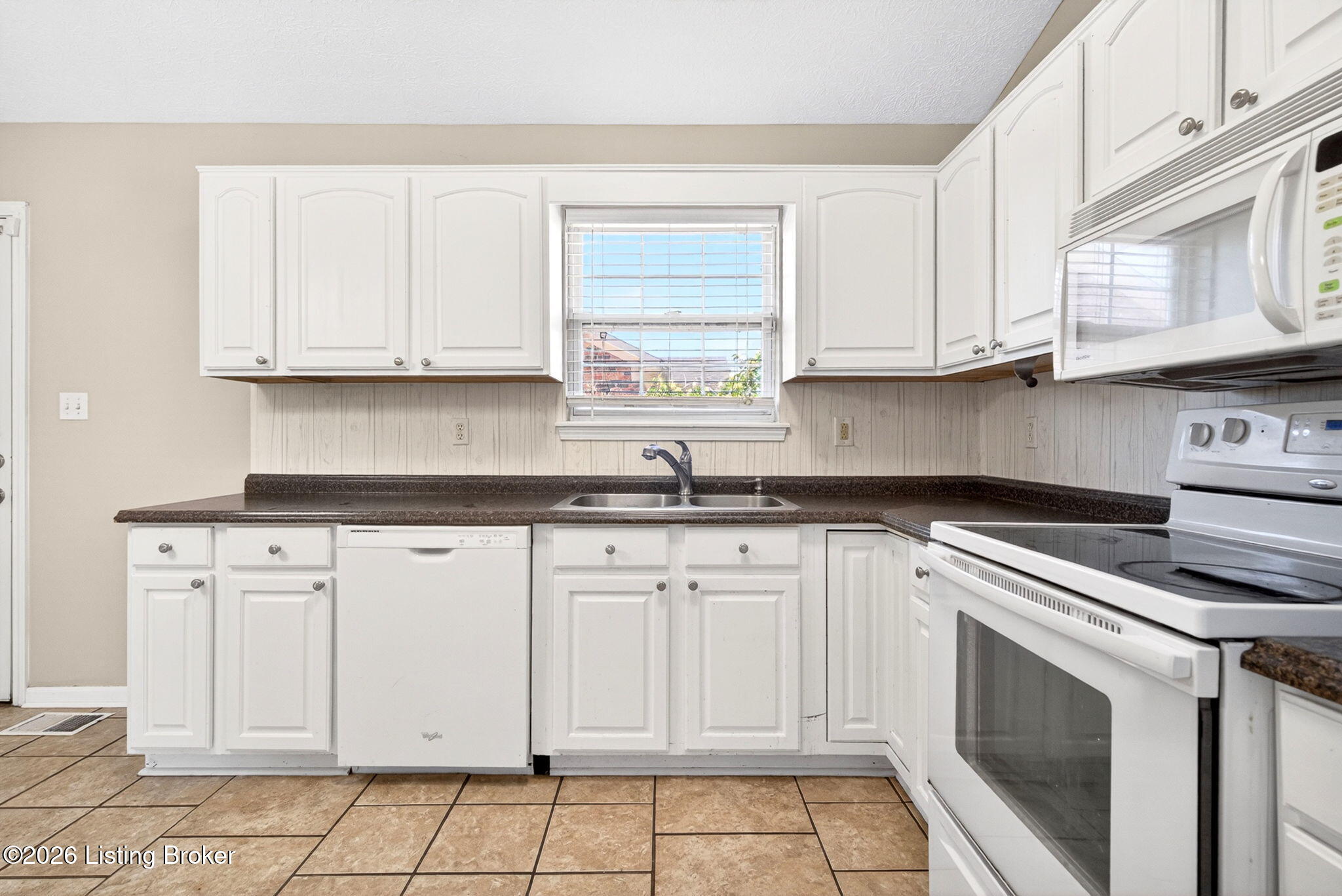 5701 Bartview Ct Property Photo 15