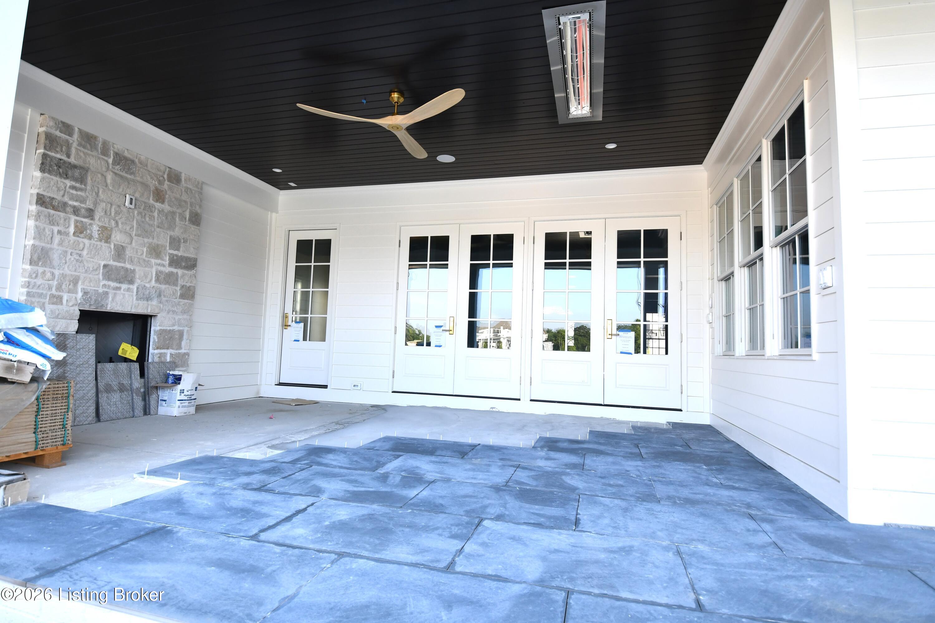 6510 Rosecliff Ct Property Photo 6