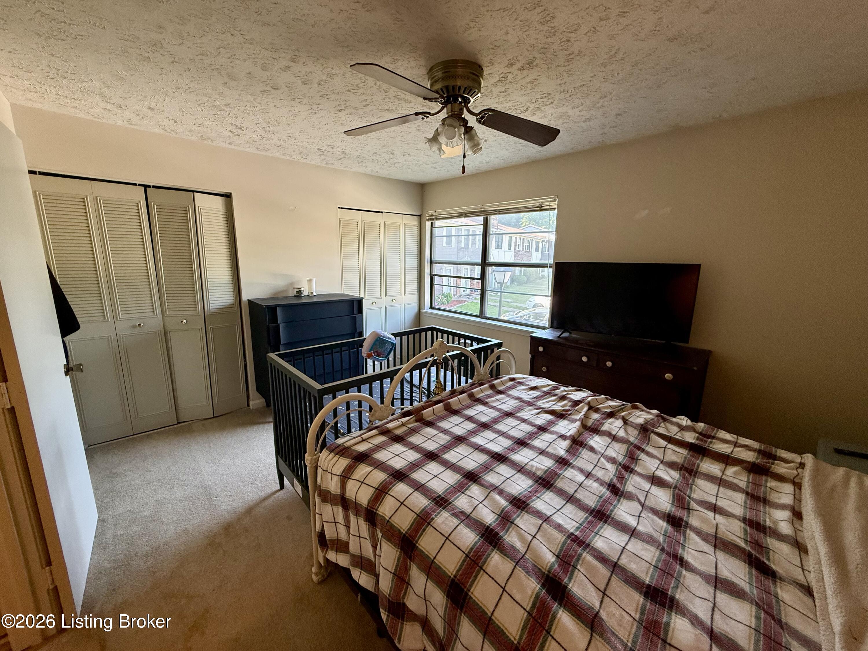 9820 Oakshire Dr Property Photo 16