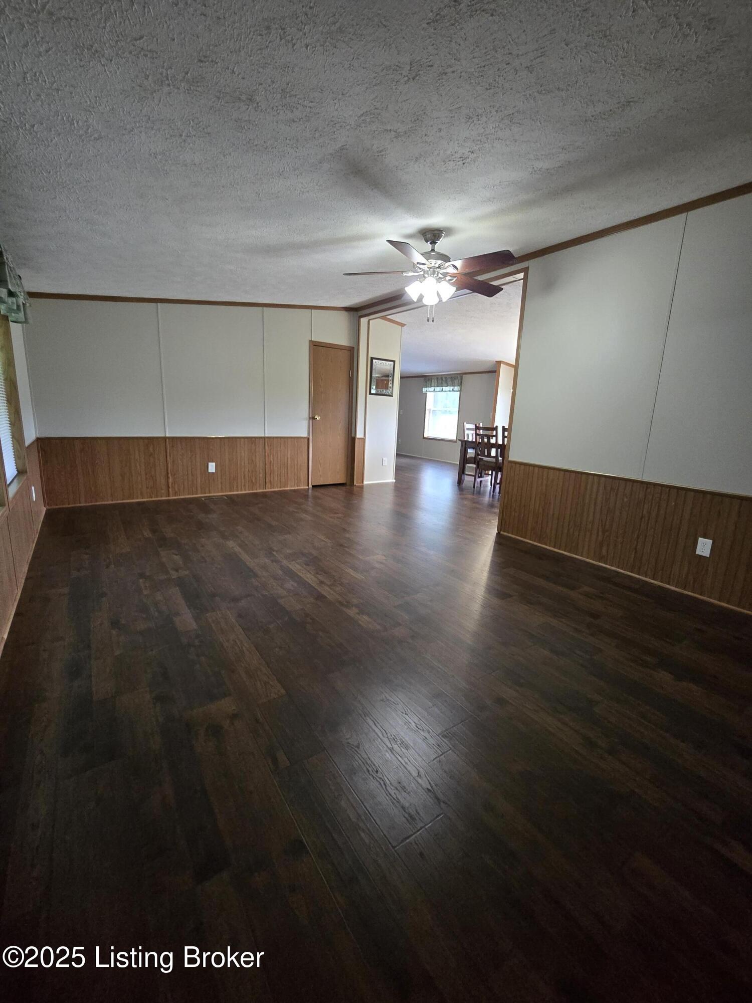 2131 Ridge Rd Property Photo 11