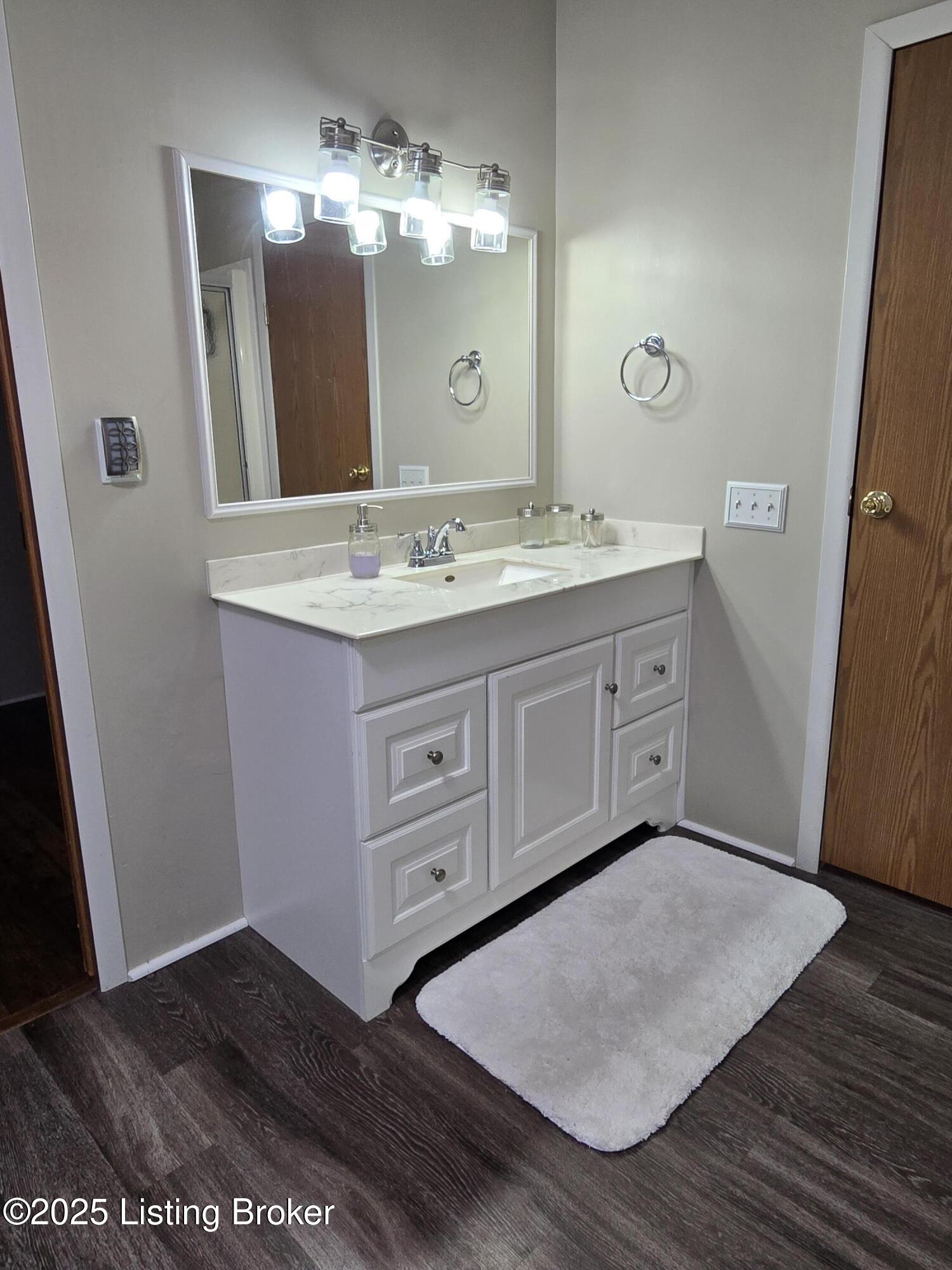 2131 Ridge Rd Property Photo 16