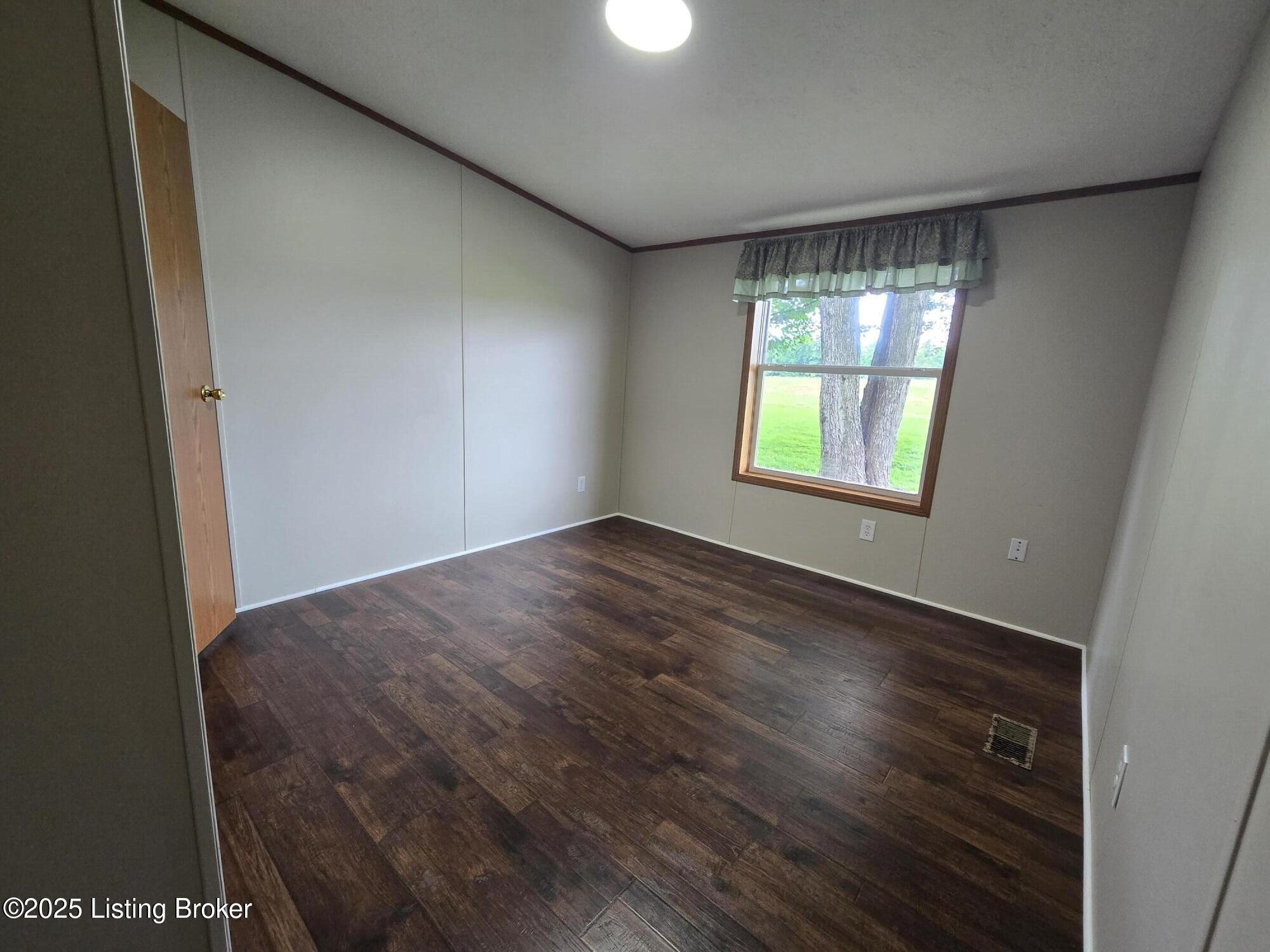 2131 Ridge Rd Property Photo 20