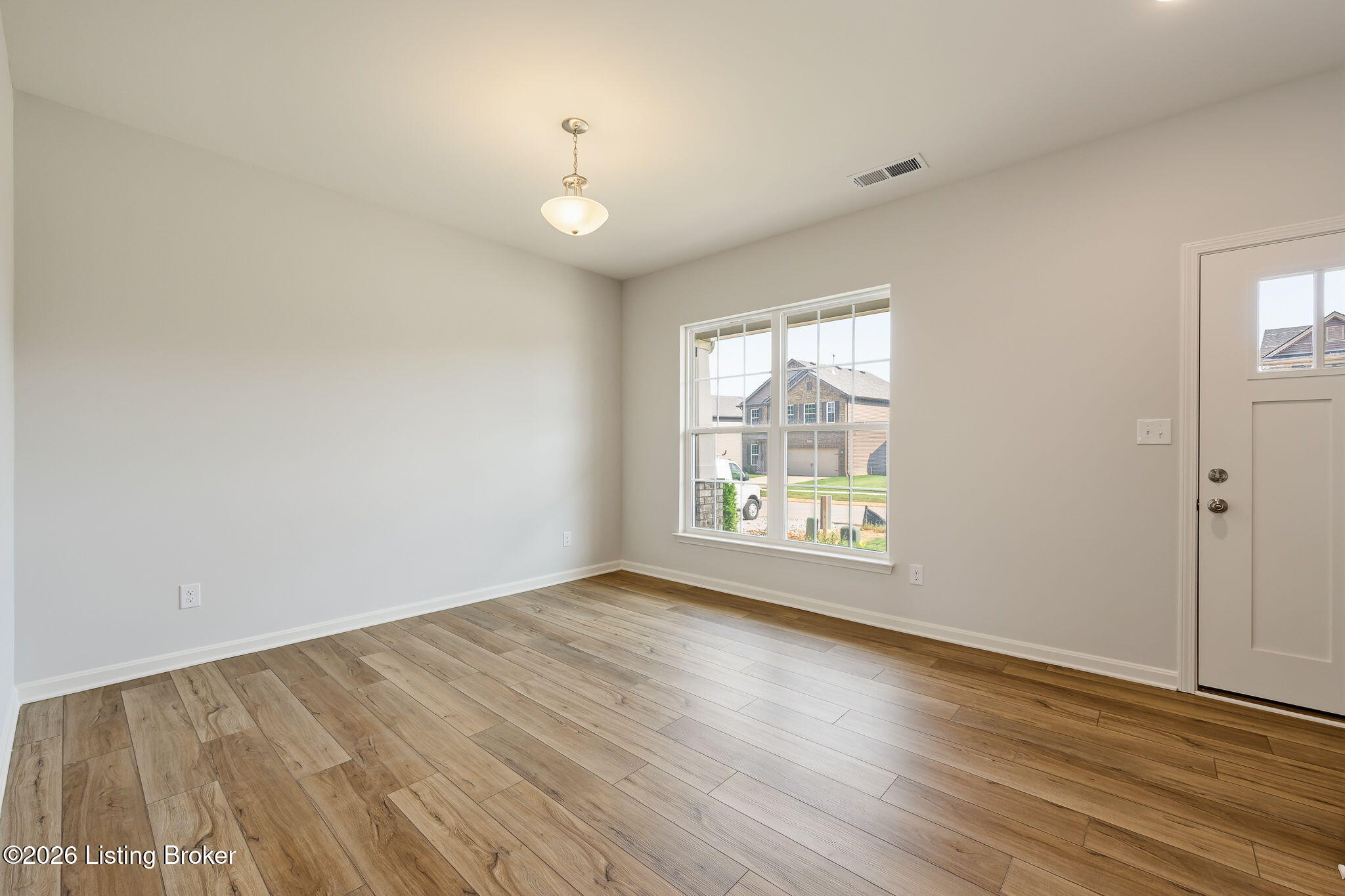 7922 Copper Drift Way Property Photo 7