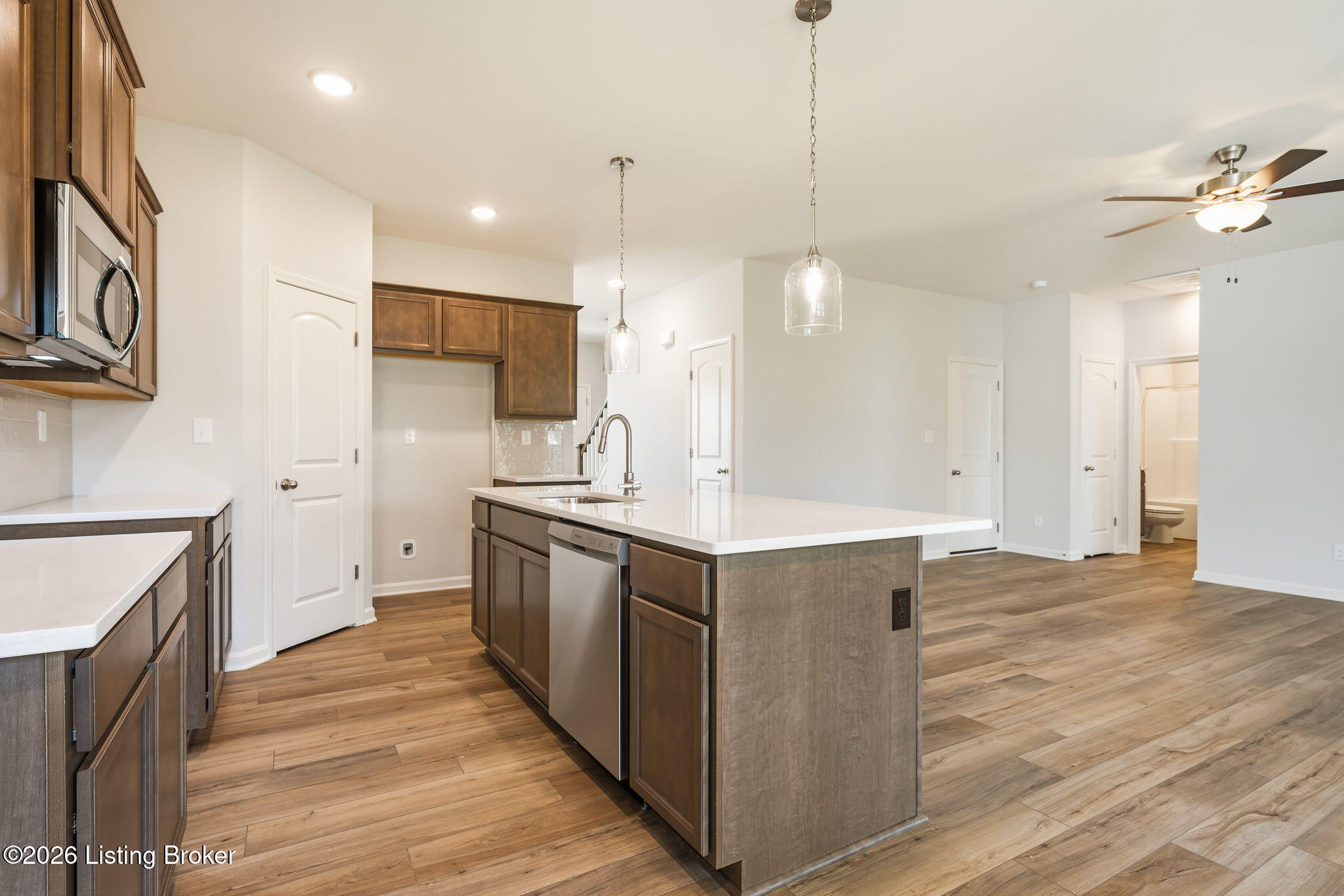 7922 Copper Drift Way Property Photo 14