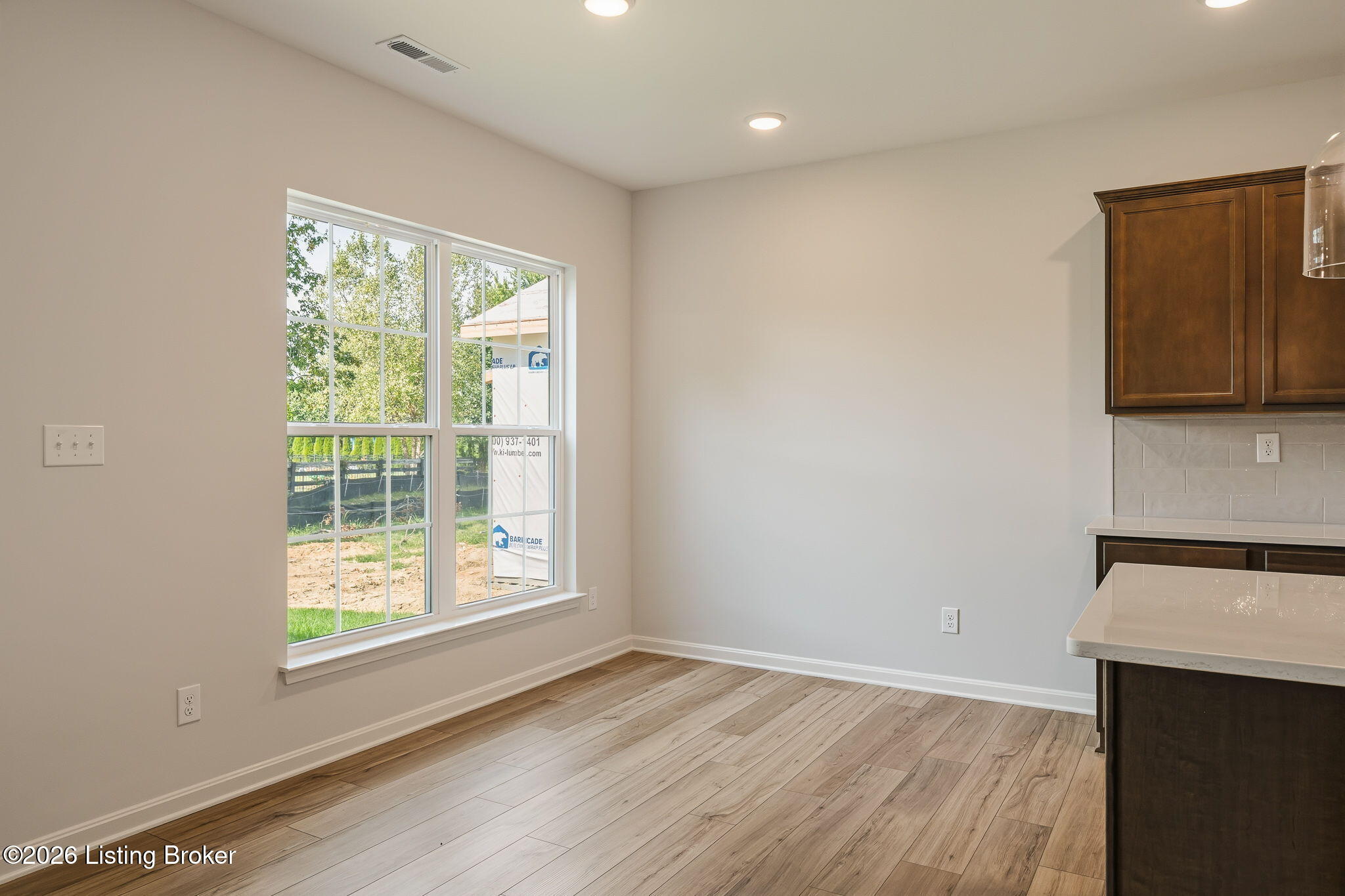 7922 Copper Drift Way Property Photo 18