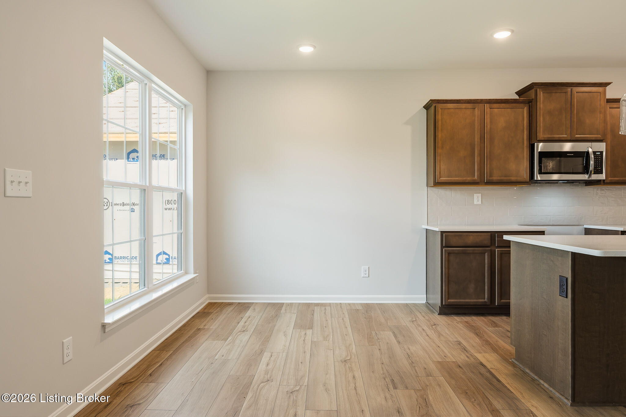 7922 Copper Drift Way Property Photo 20