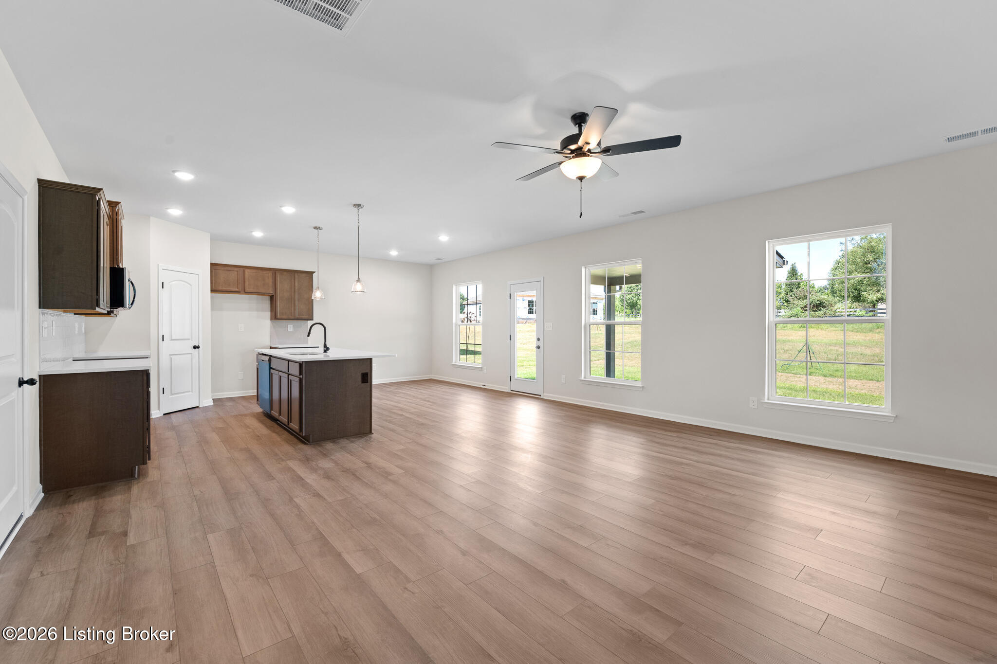 10805 Pine Bellow Ln Property Photo 7
