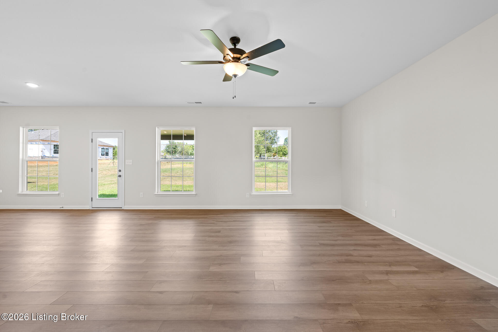 10805 Pine Bellow Ln Property Photo 8