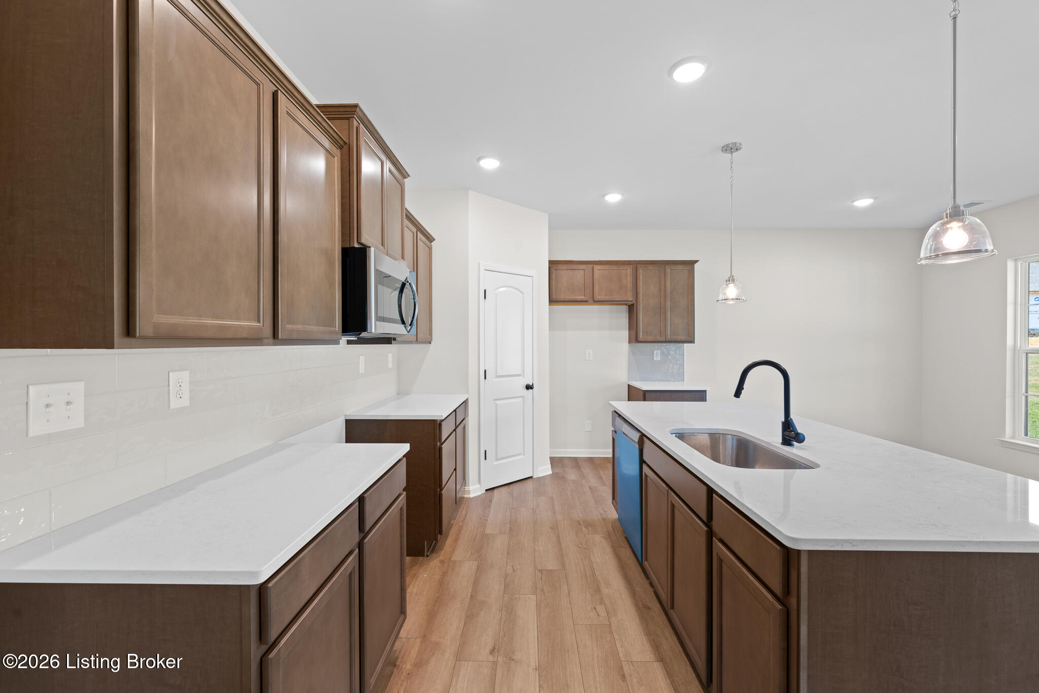 10805 Pine Bellow Ln Property Photo 16