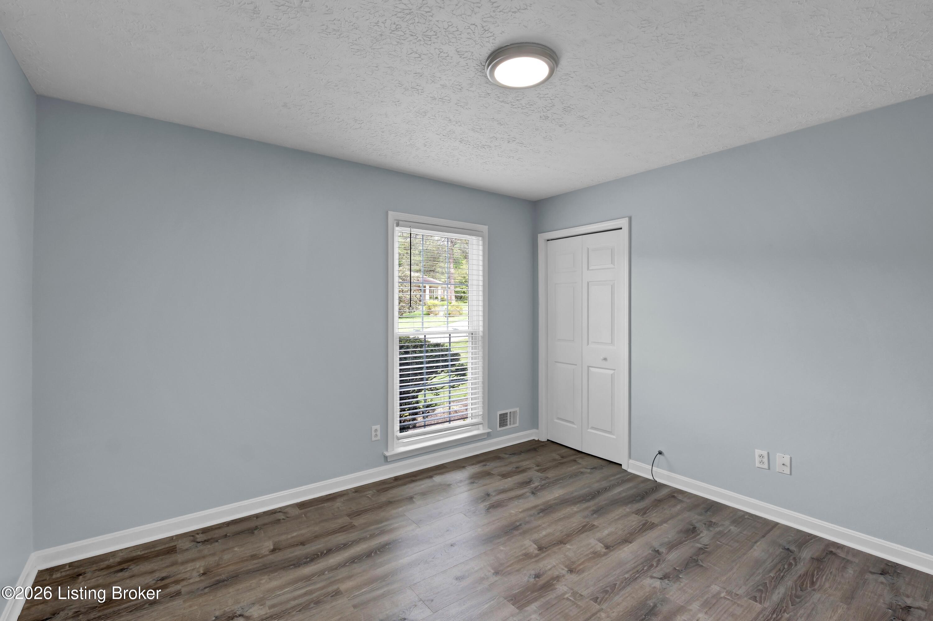 8203 Regal Pine Ct Property Photo 32