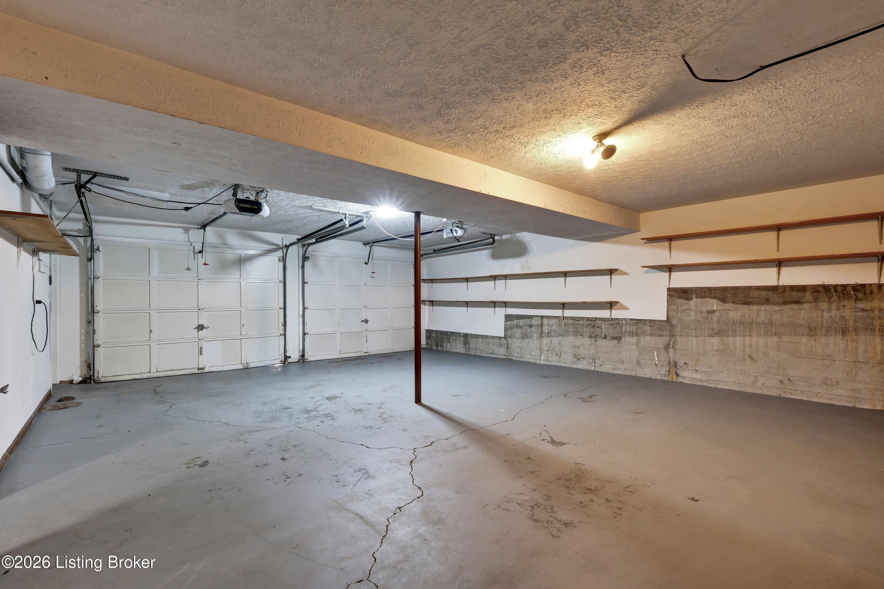 8203 Regal Pine Ct Property Photo 48