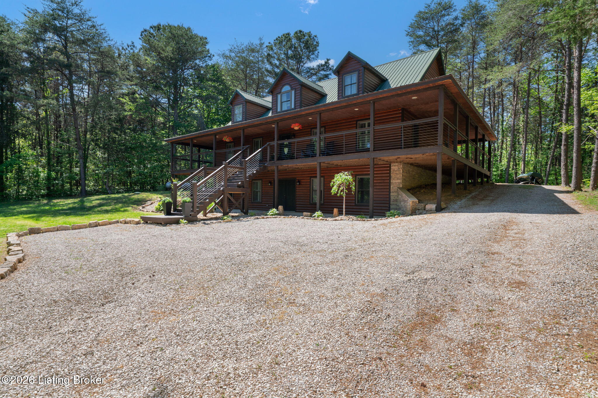 298 Dogwood Ridge Rd Property Photo 2