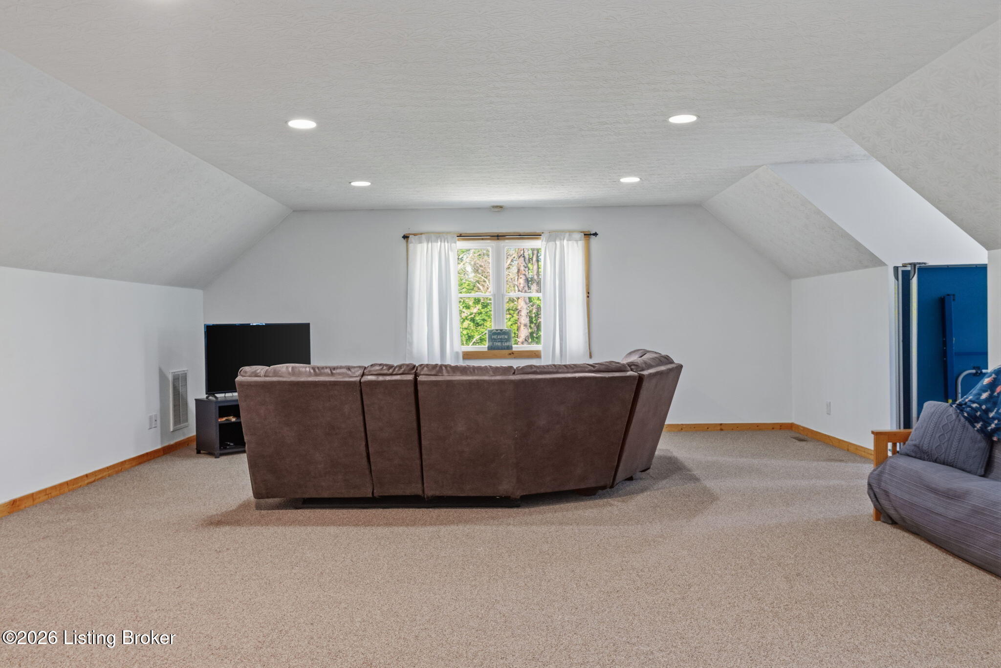 298 Dogwood Ridge Rd Property Photo 35