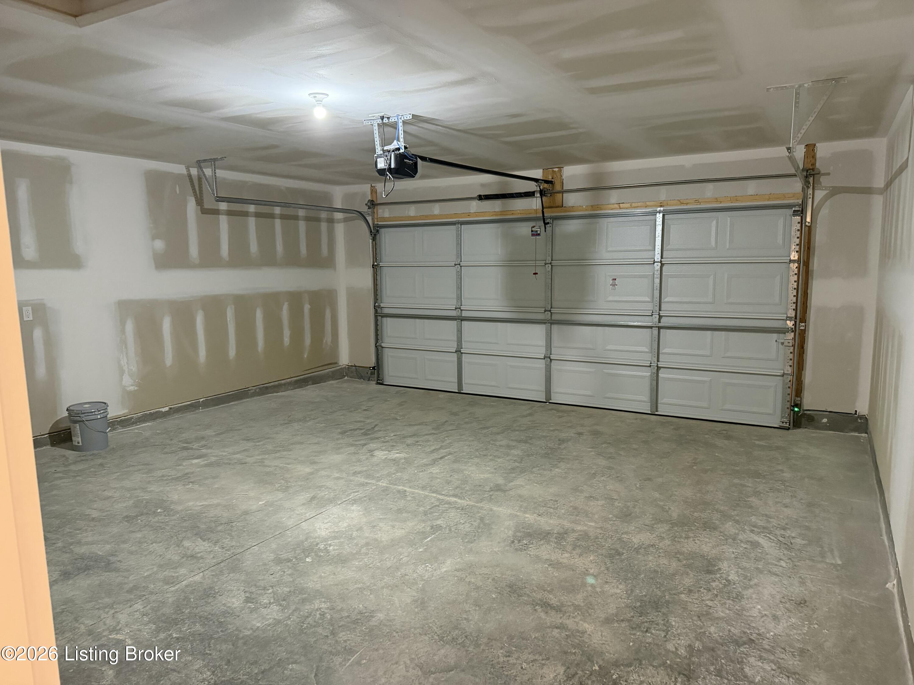 557 Zelcova Dr Property Photo 15