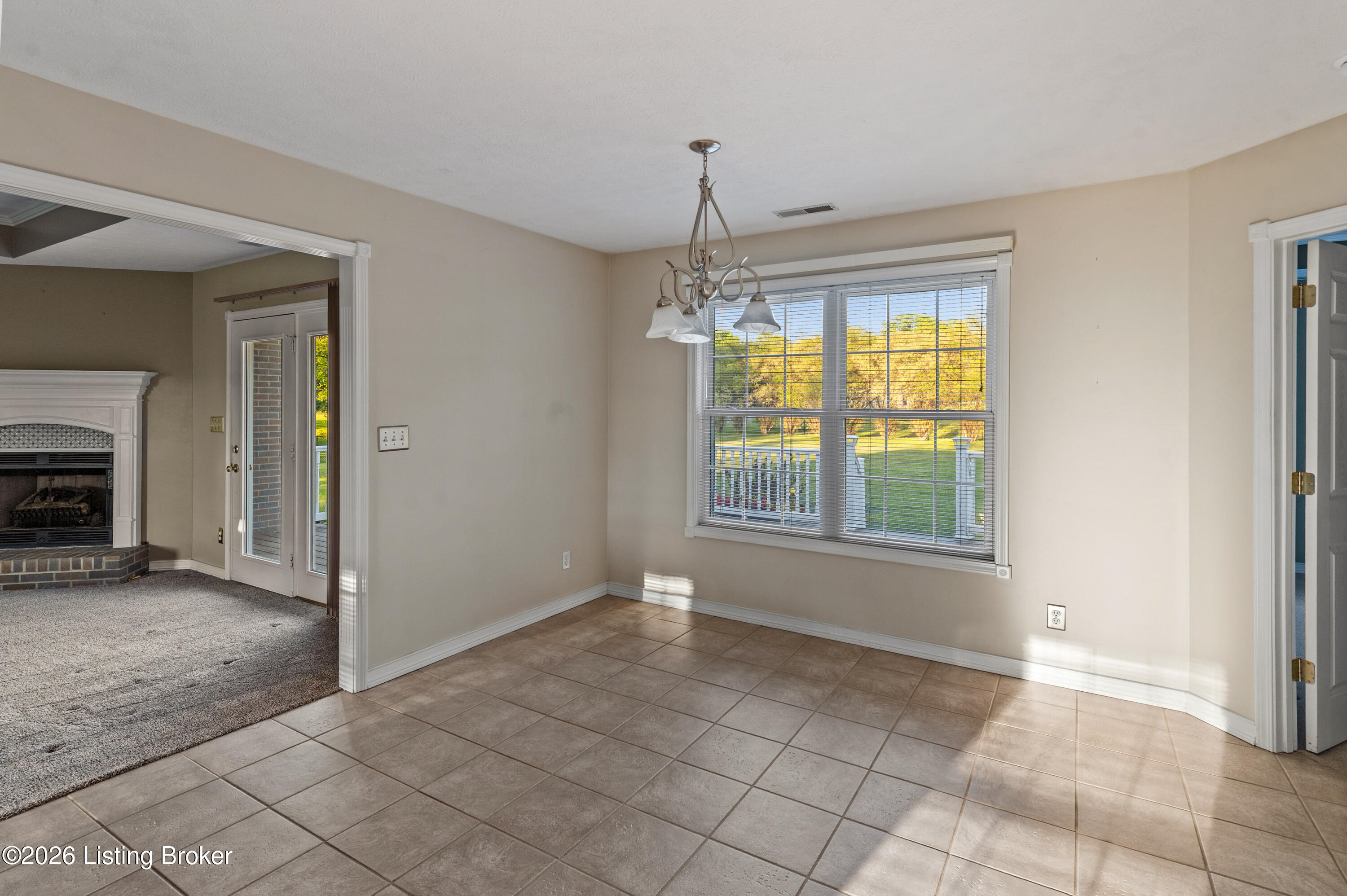 146 N Kristal Springs Dr Property Photo 22
