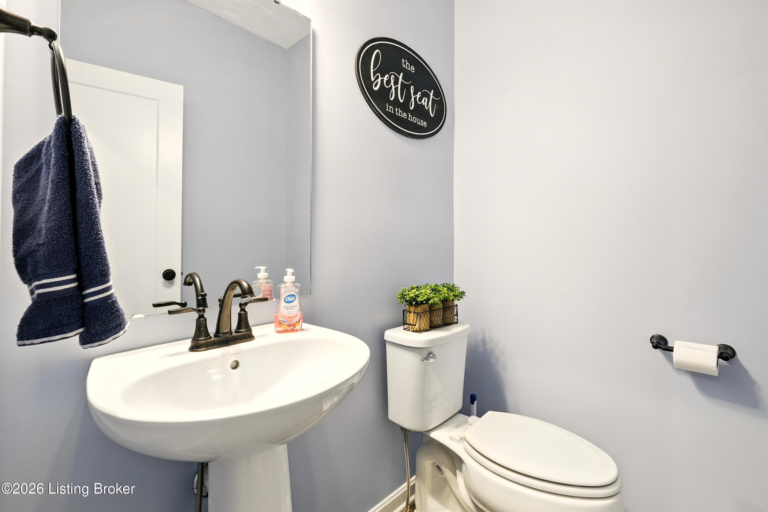 579 Williamsburg Dr Property Photo 15