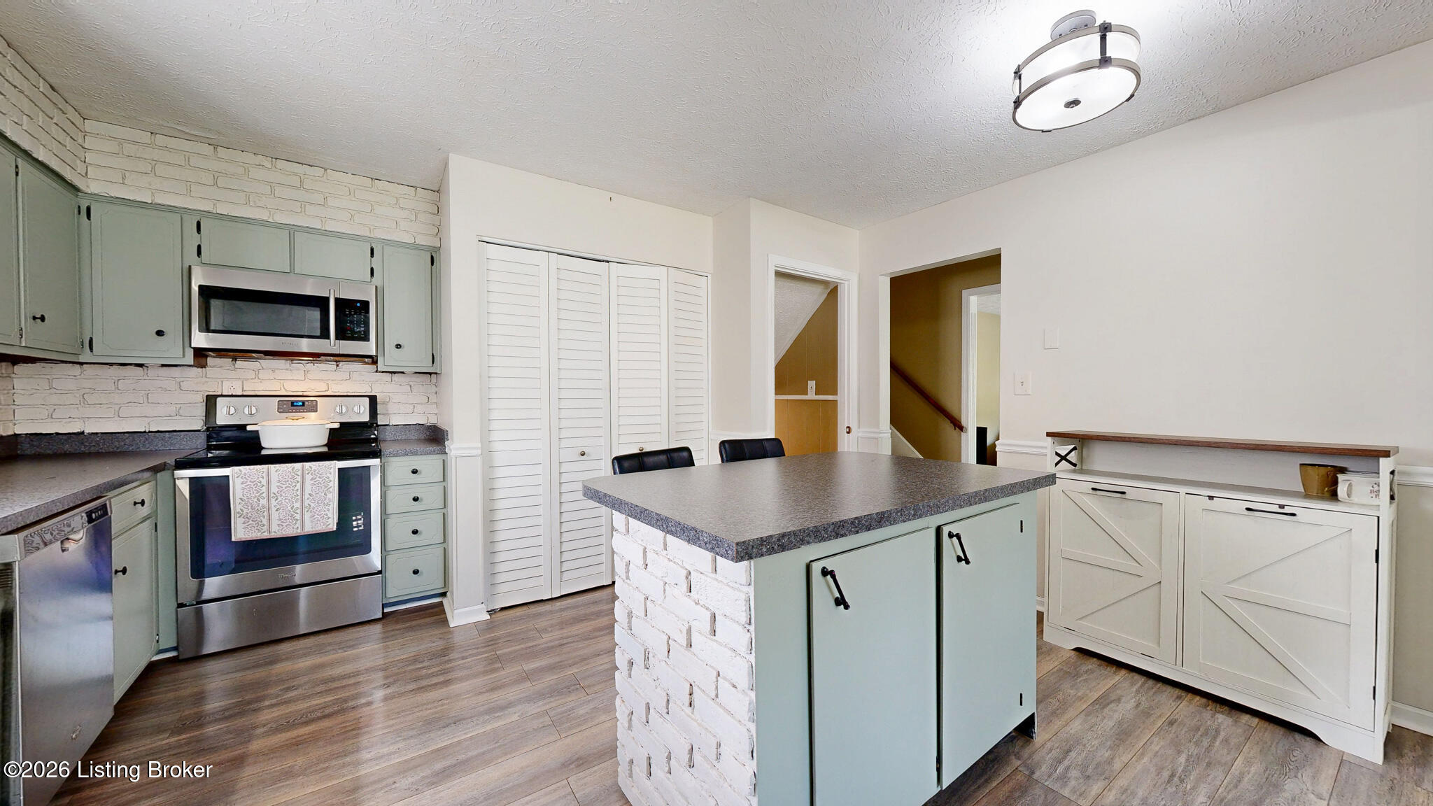 10706 Blackwood Rd Property Photo 7