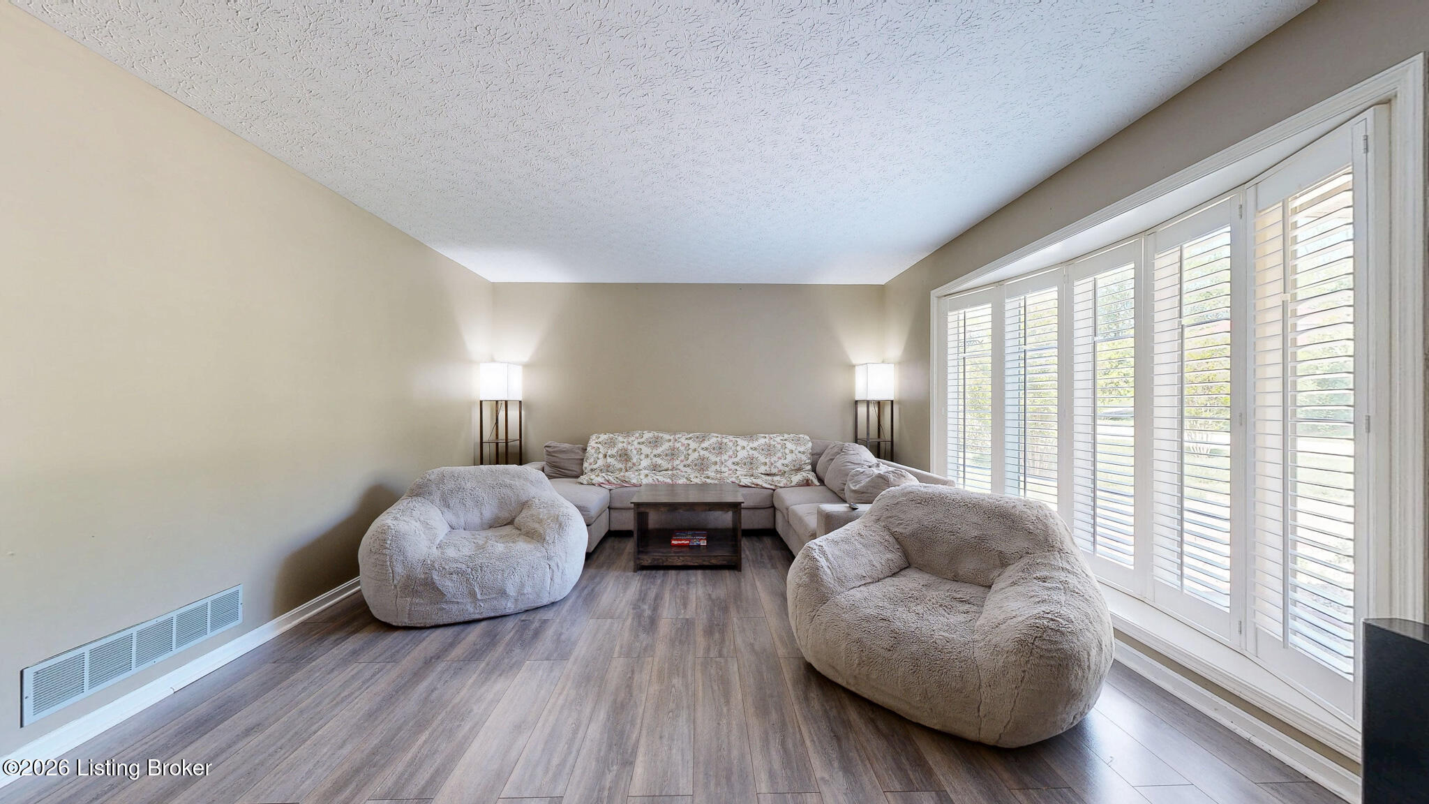 10706 Blackwood Rd Property Photo 11