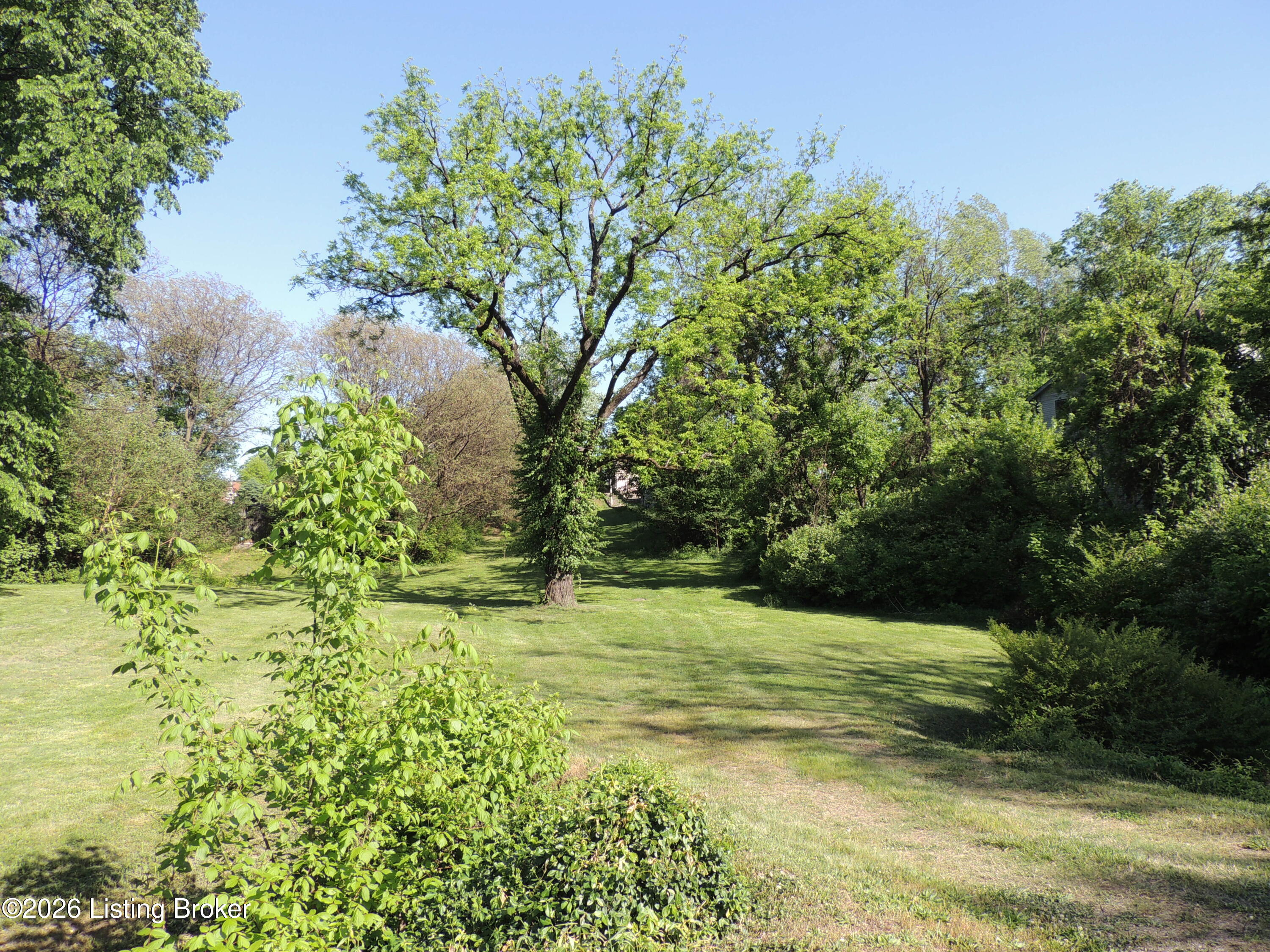 115 Barton Rd Property Photo 2