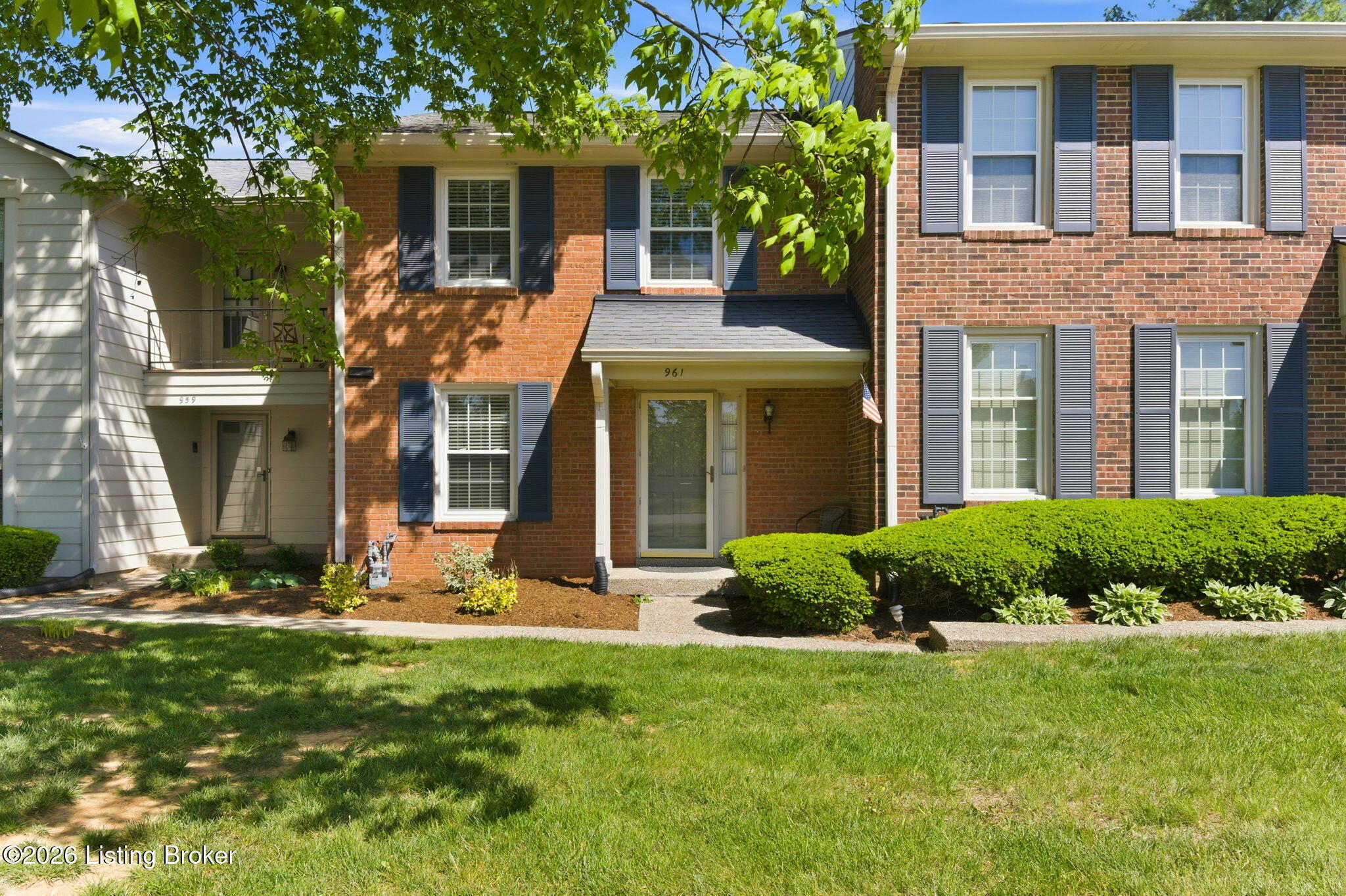 961 Whetstone Way Property Photo 1