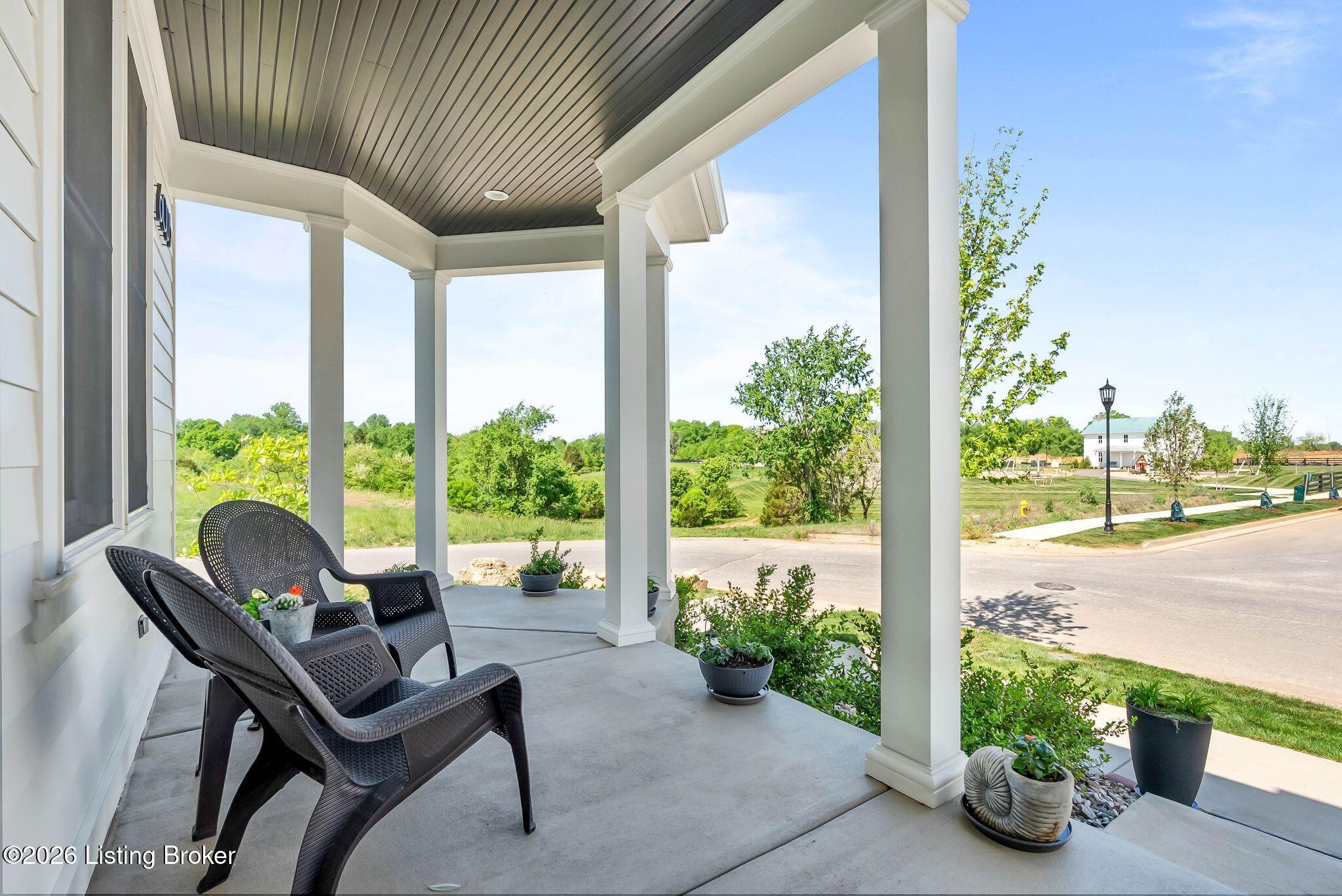 6005 Passionflower Dr Property Photo 6