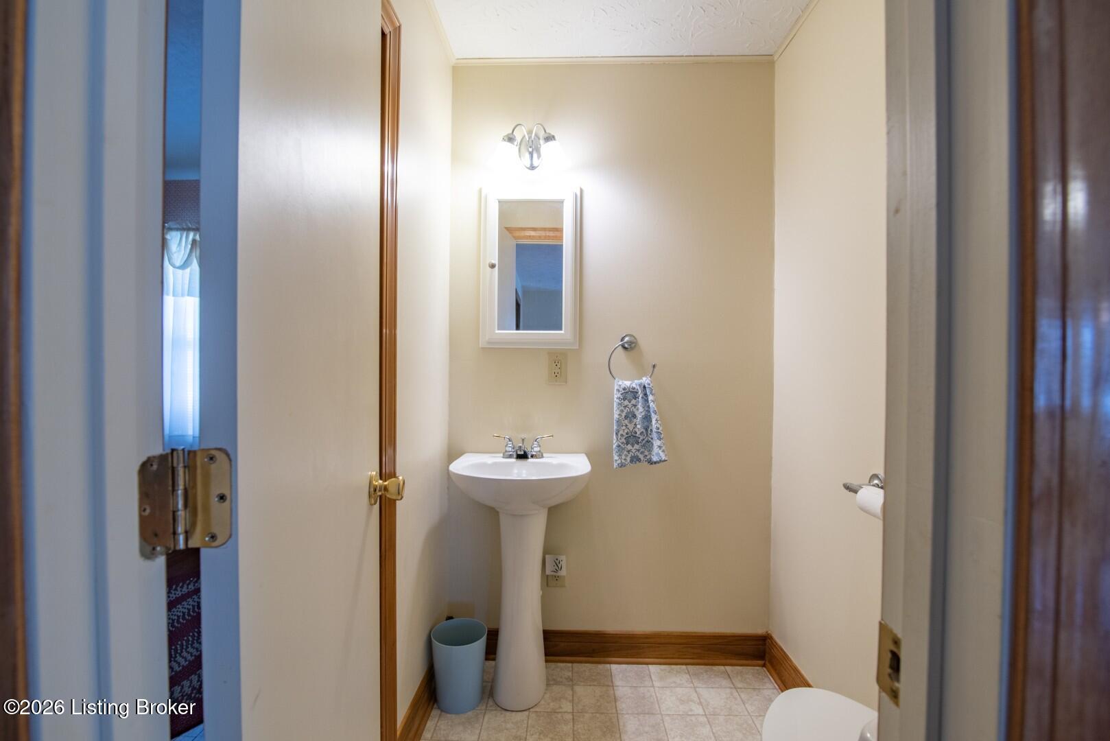 642 N Miles St Property Photo 26