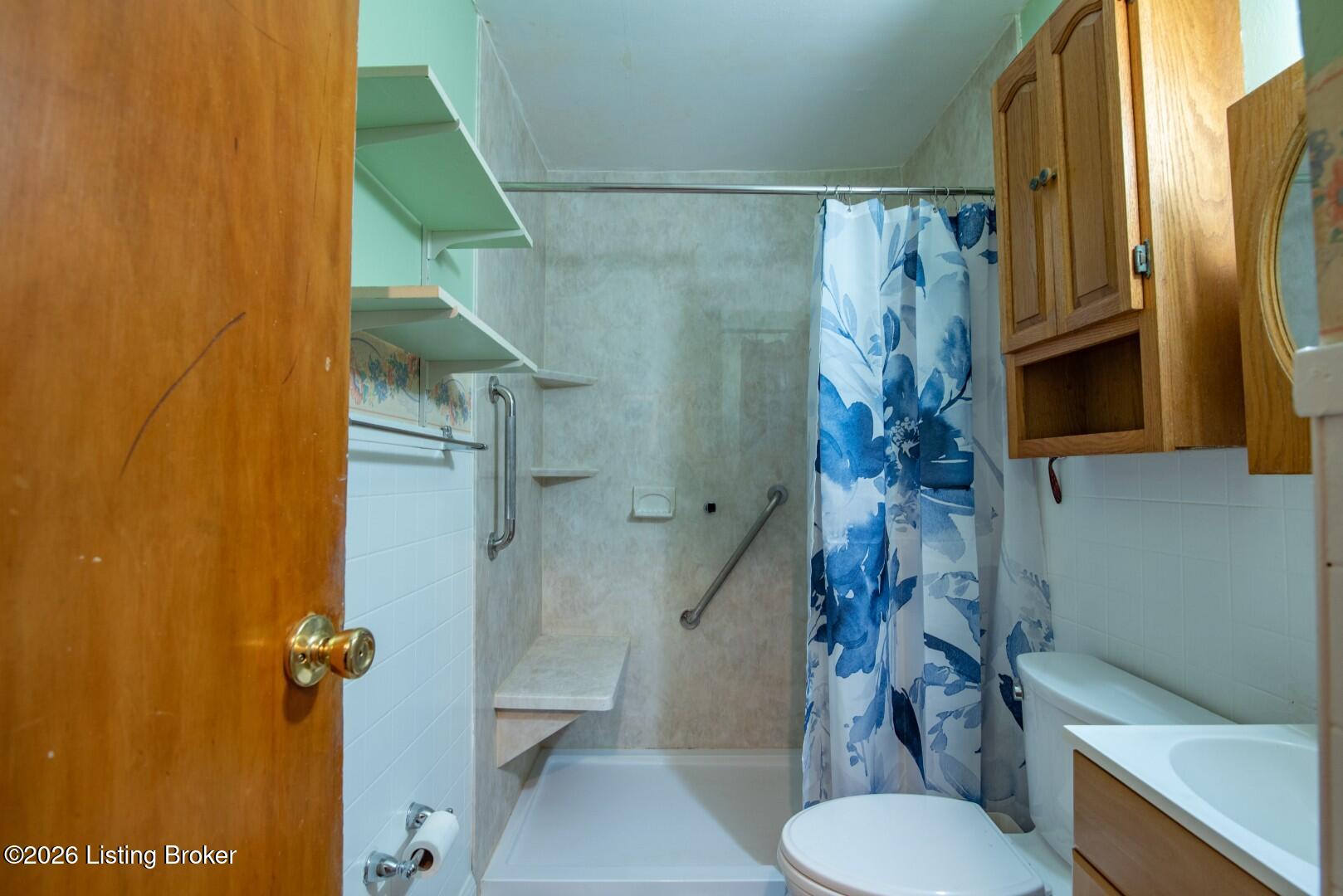 642 N Miles St Property Photo 29