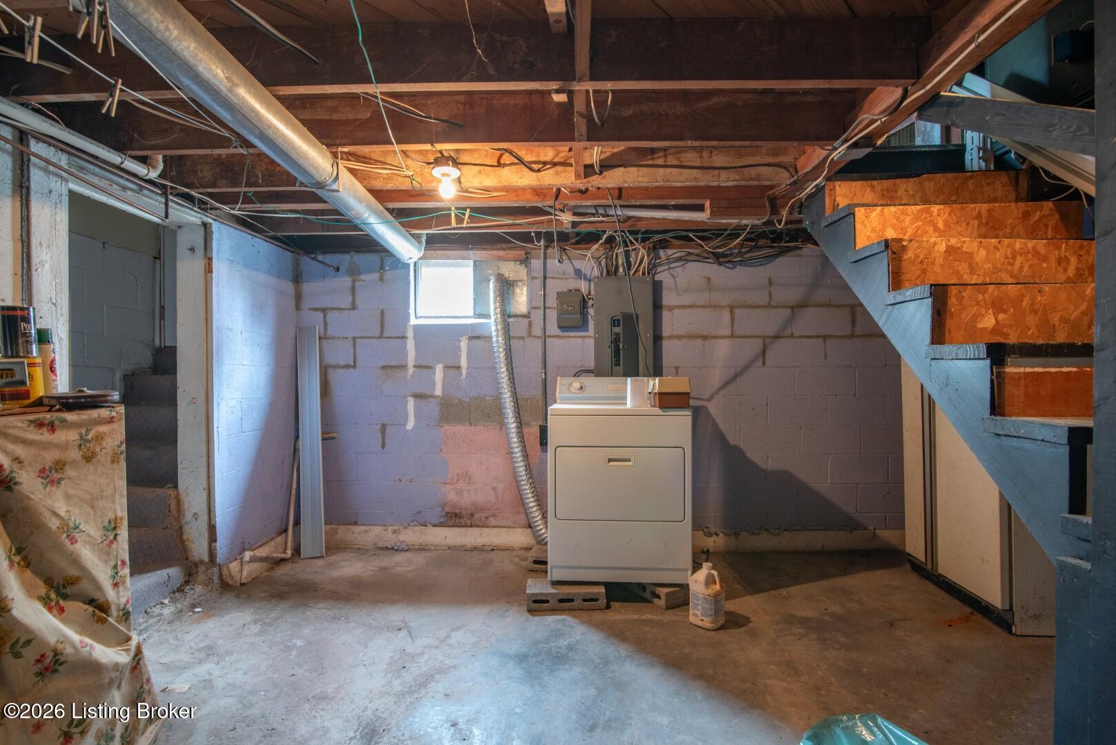 642 N Miles St Property Photo 38