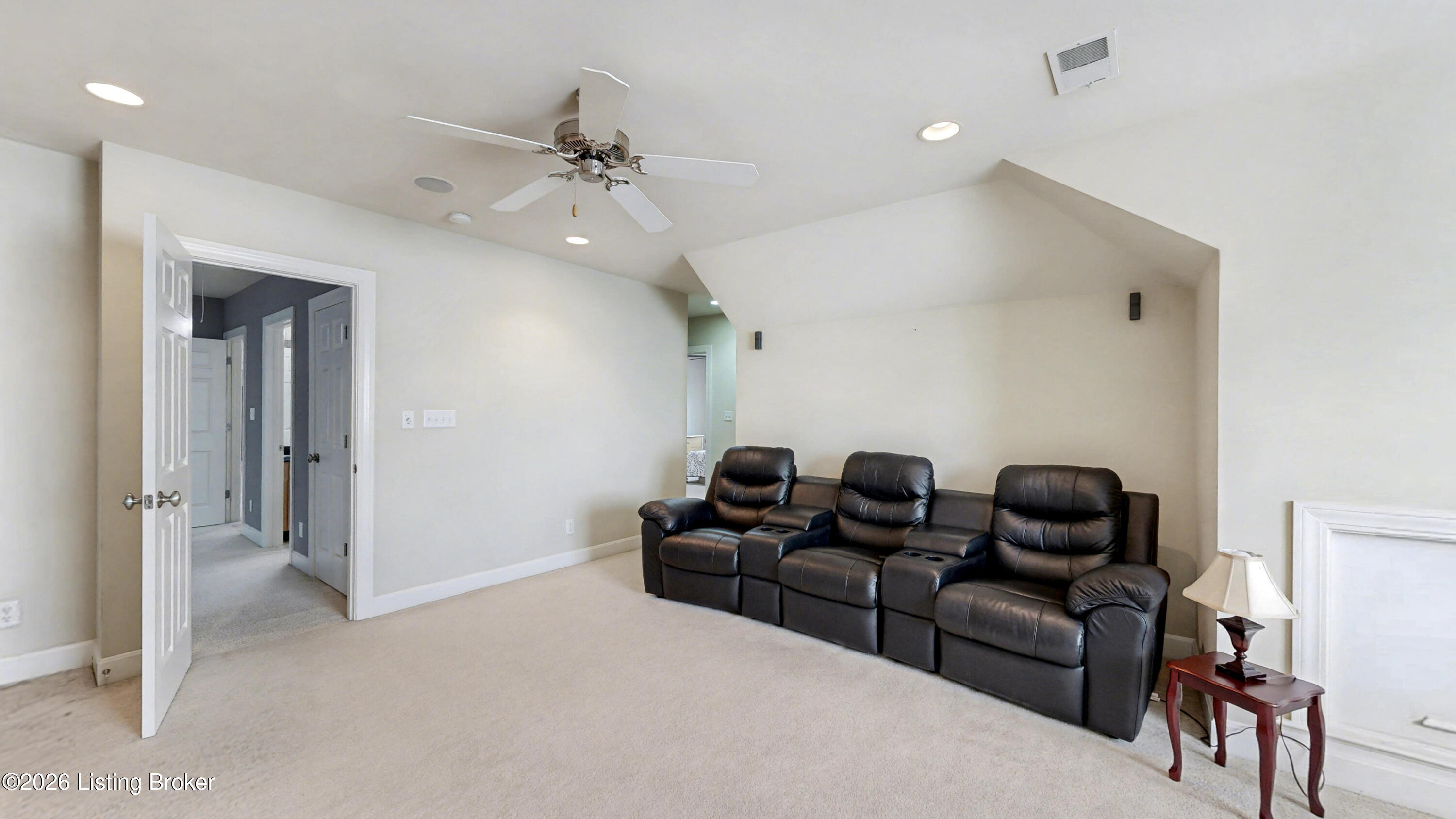 18901 Ridgeleigh Ln Property Photo 45