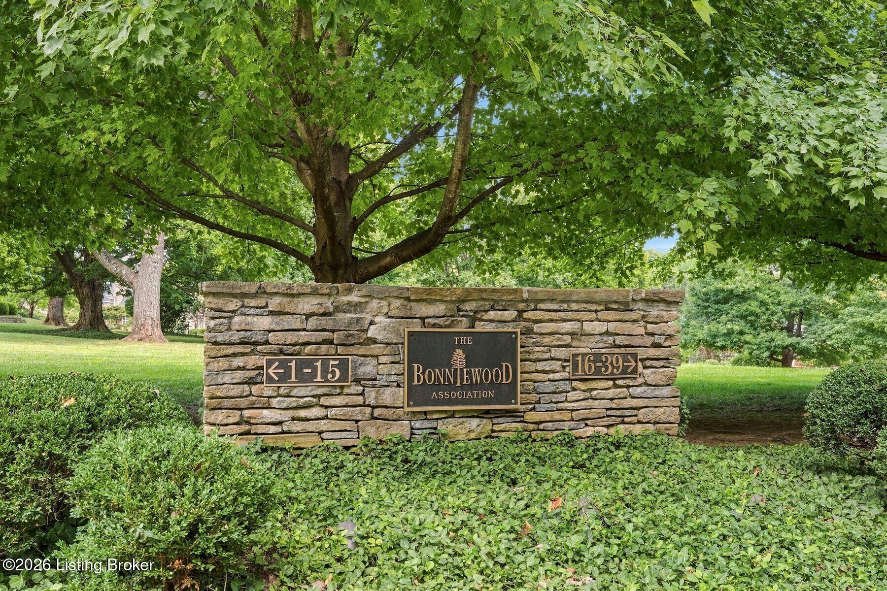 37 Brownsboro Hill Rd Property Photo 1