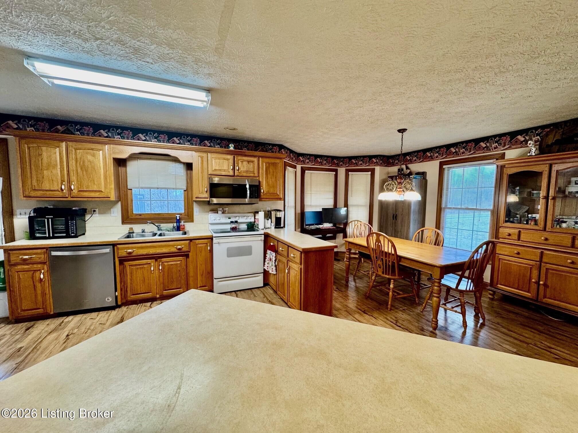 6693 Chaplin Rd Property Photo 7