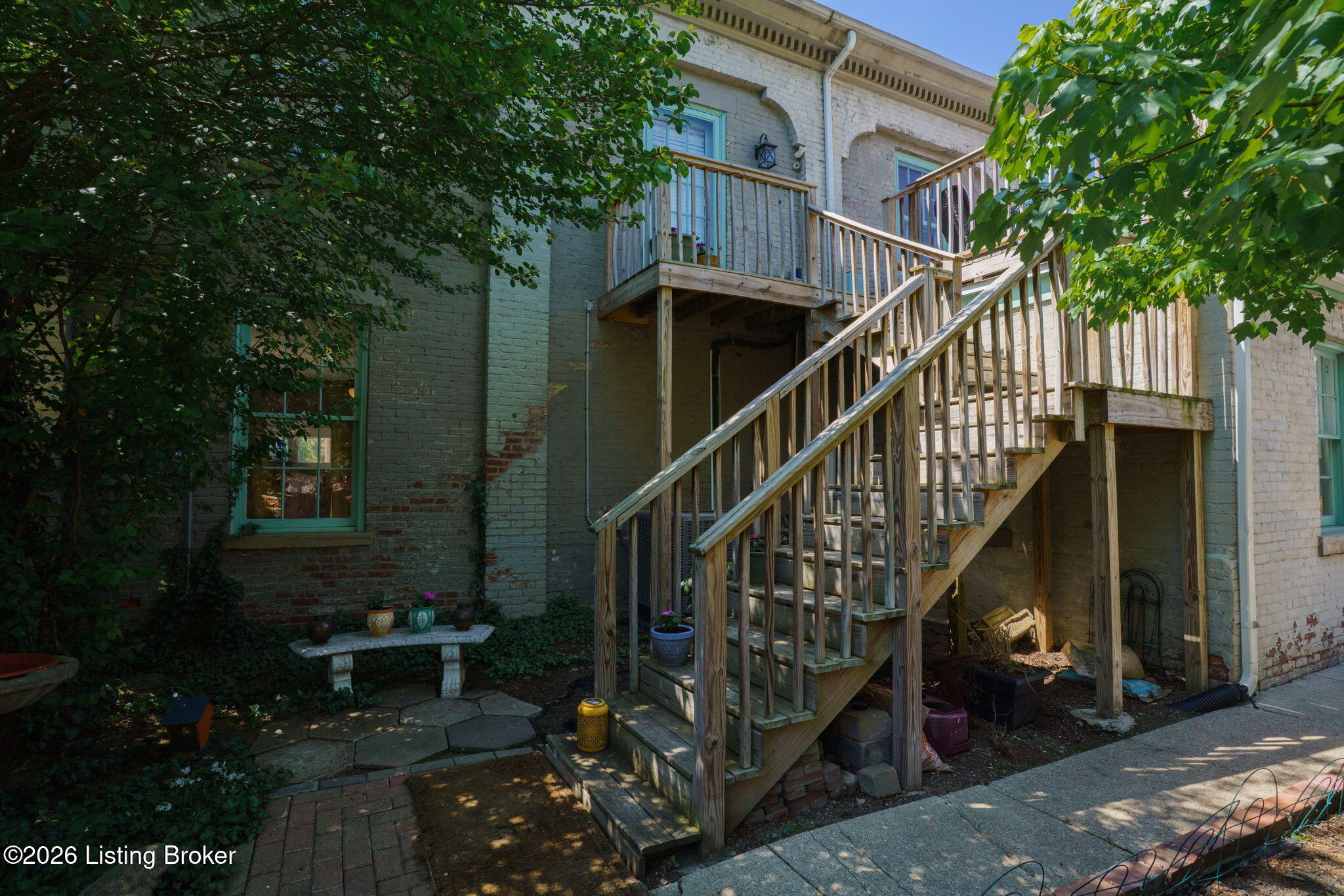 1256 S 3rd St Property Photo 93
