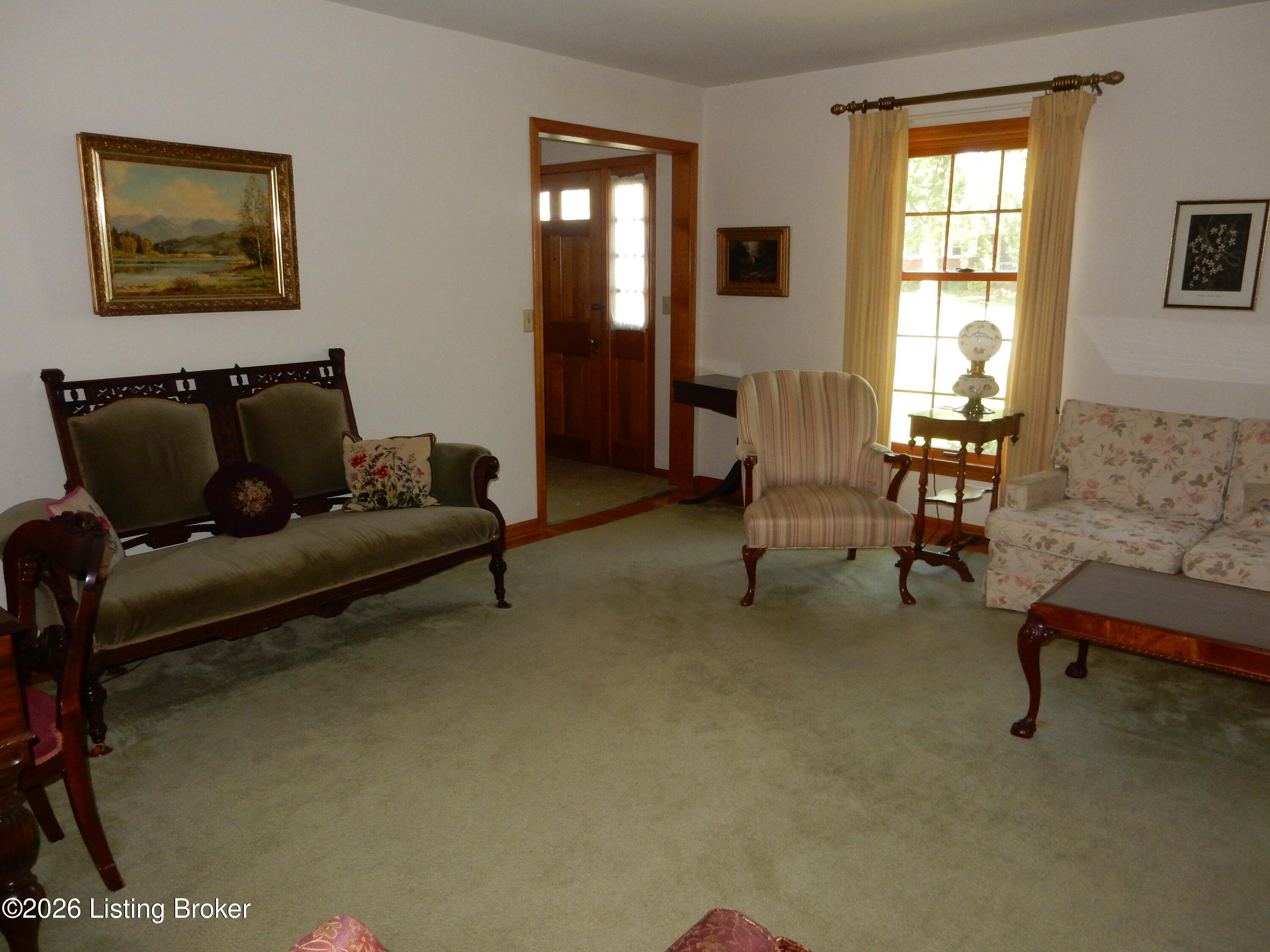 283 Tollview Dr Property Photo 5