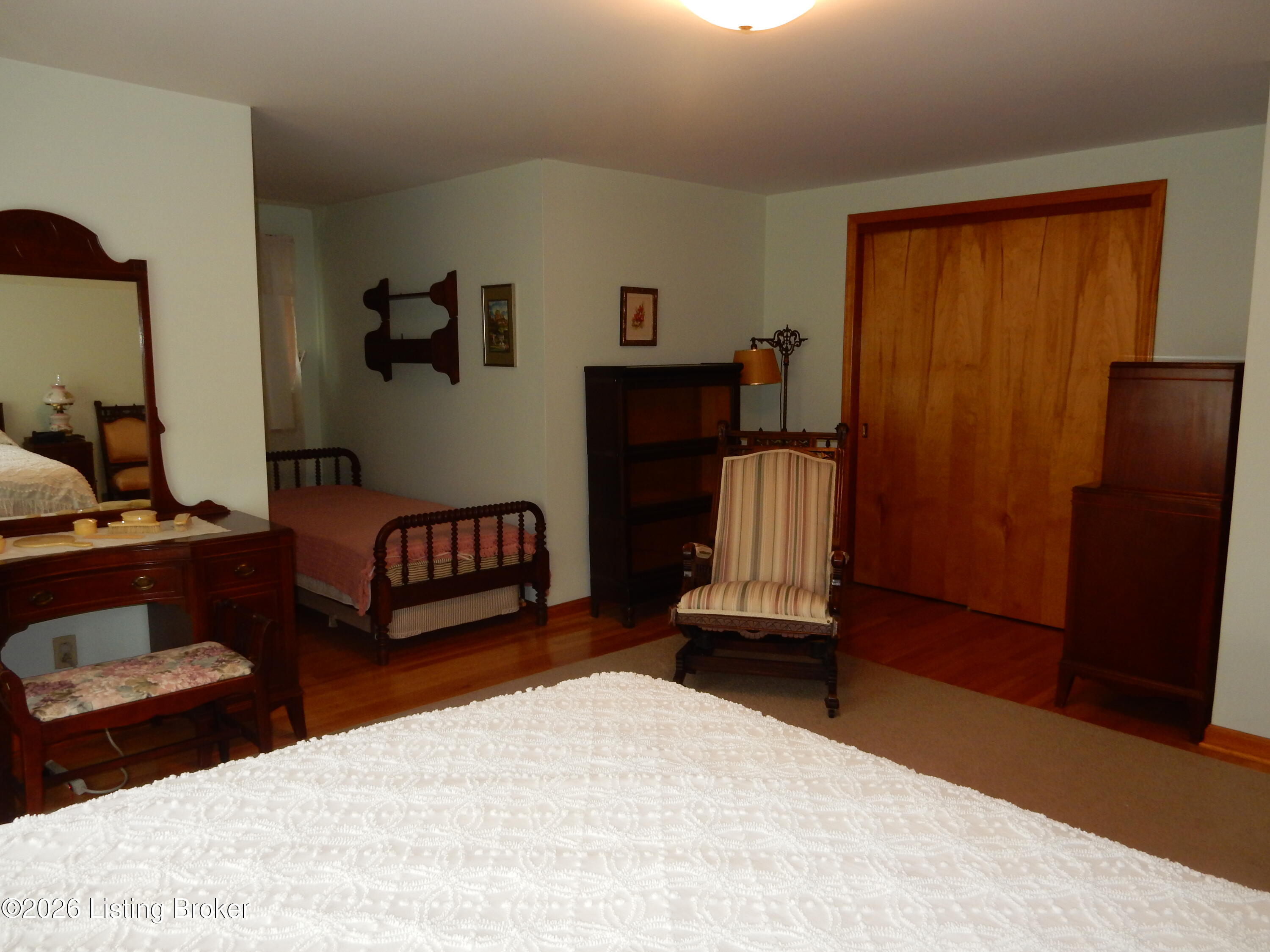 283 Tollview Dr Property Photo 32