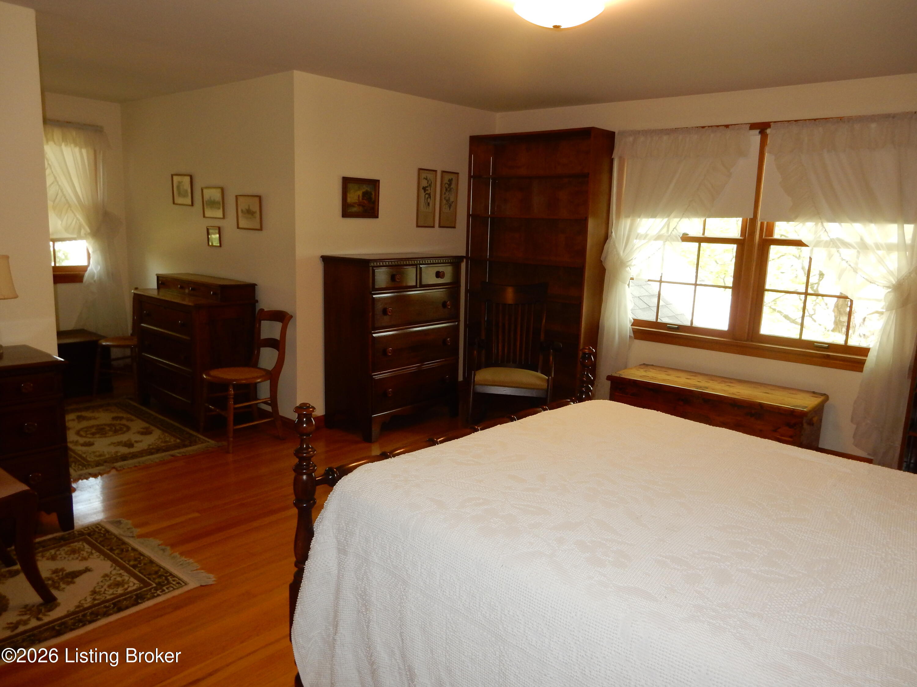 283 Tollview Dr Property Photo 37
