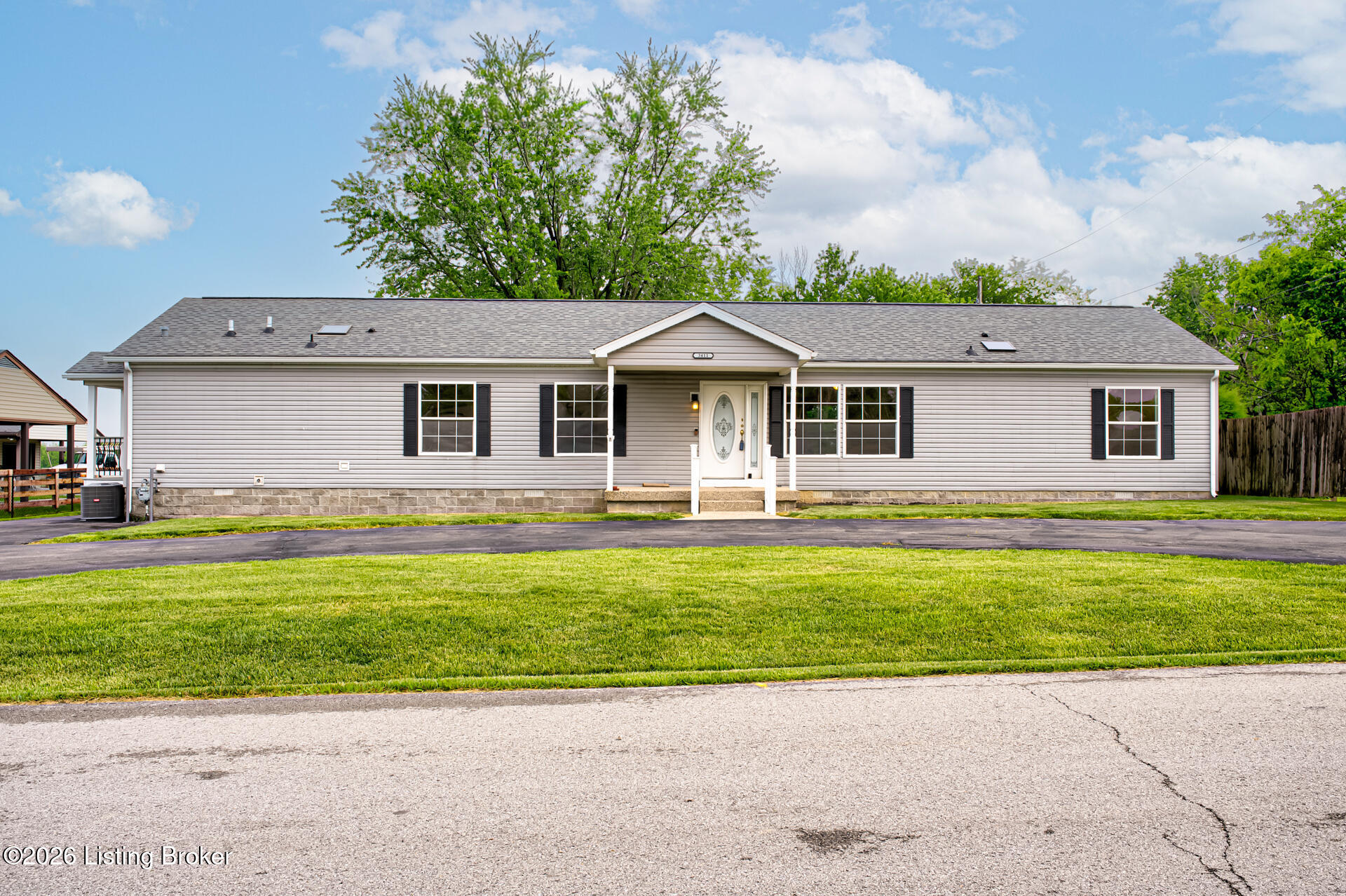 3411 Cedar Point Ln Property Photo 1