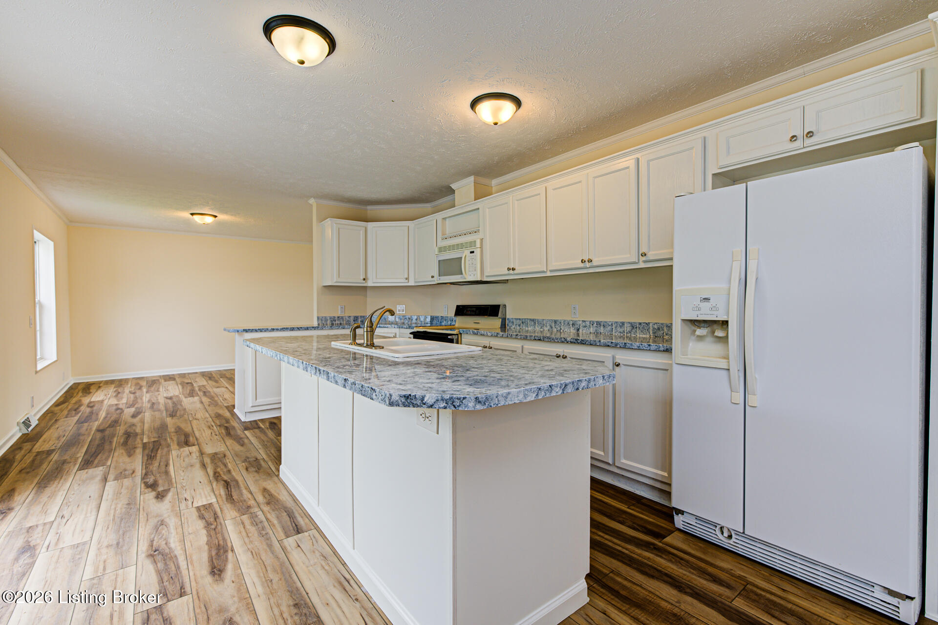 3411 Cedar Point Ln Property Photo 11