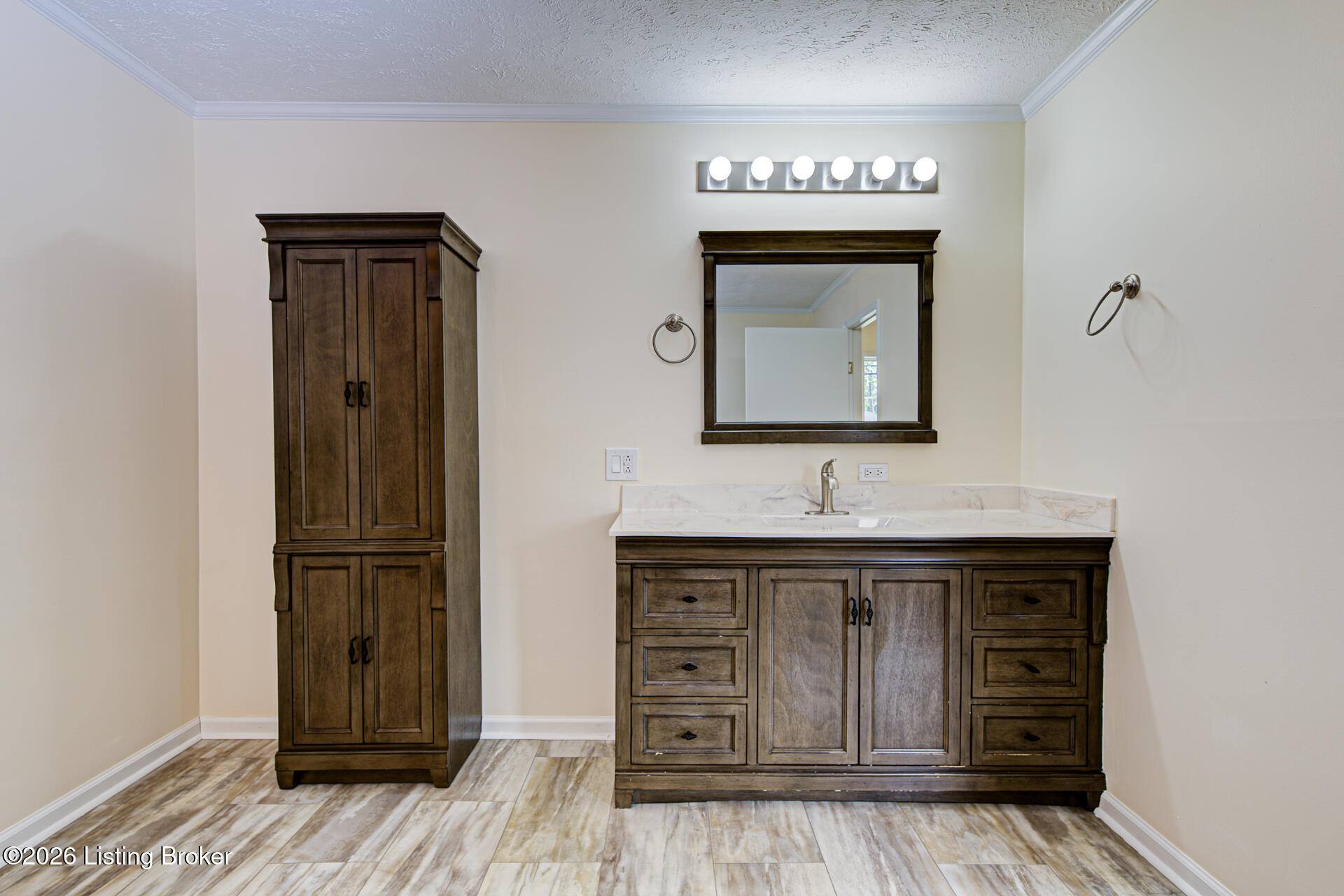 3411 Cedar Point Ln Property Photo 22