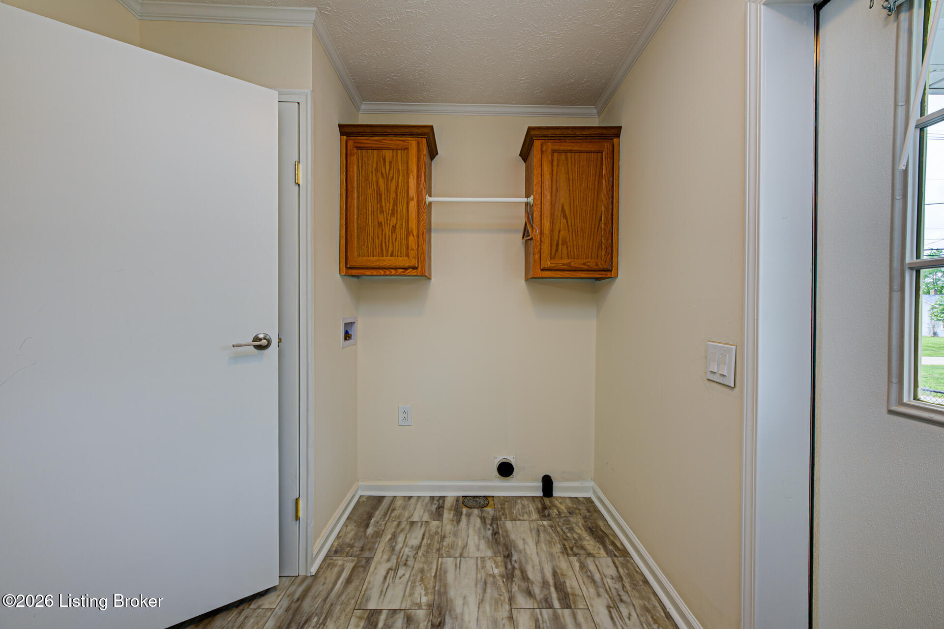 3411 Cedar Point Ln Property Photo 24