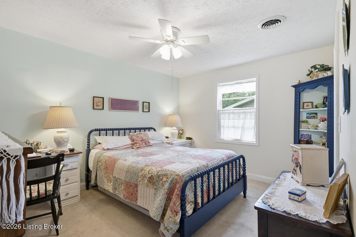 212 Lilac Rd Property Photo 10
