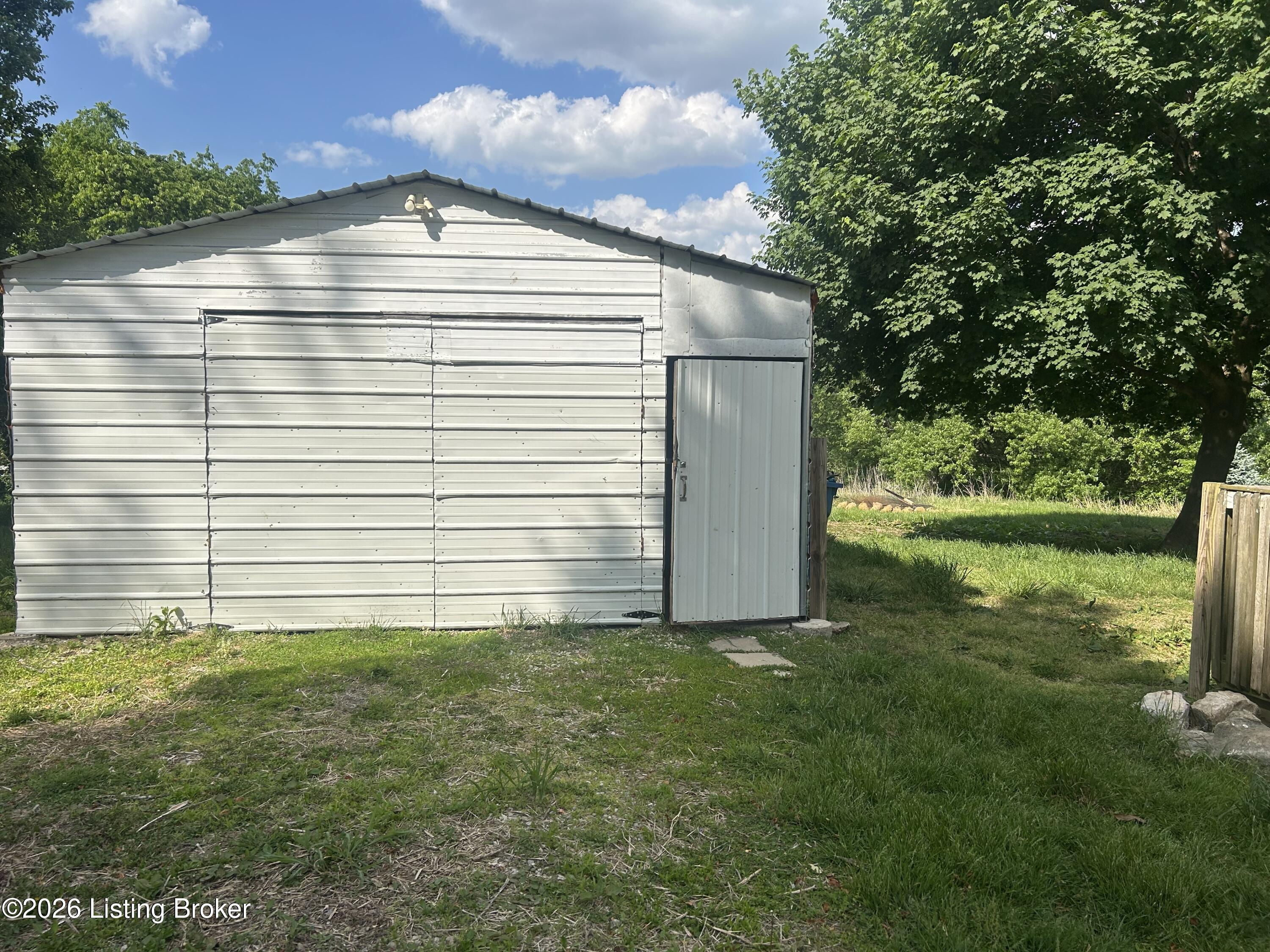 130 Bruner Rd Property Photo 5