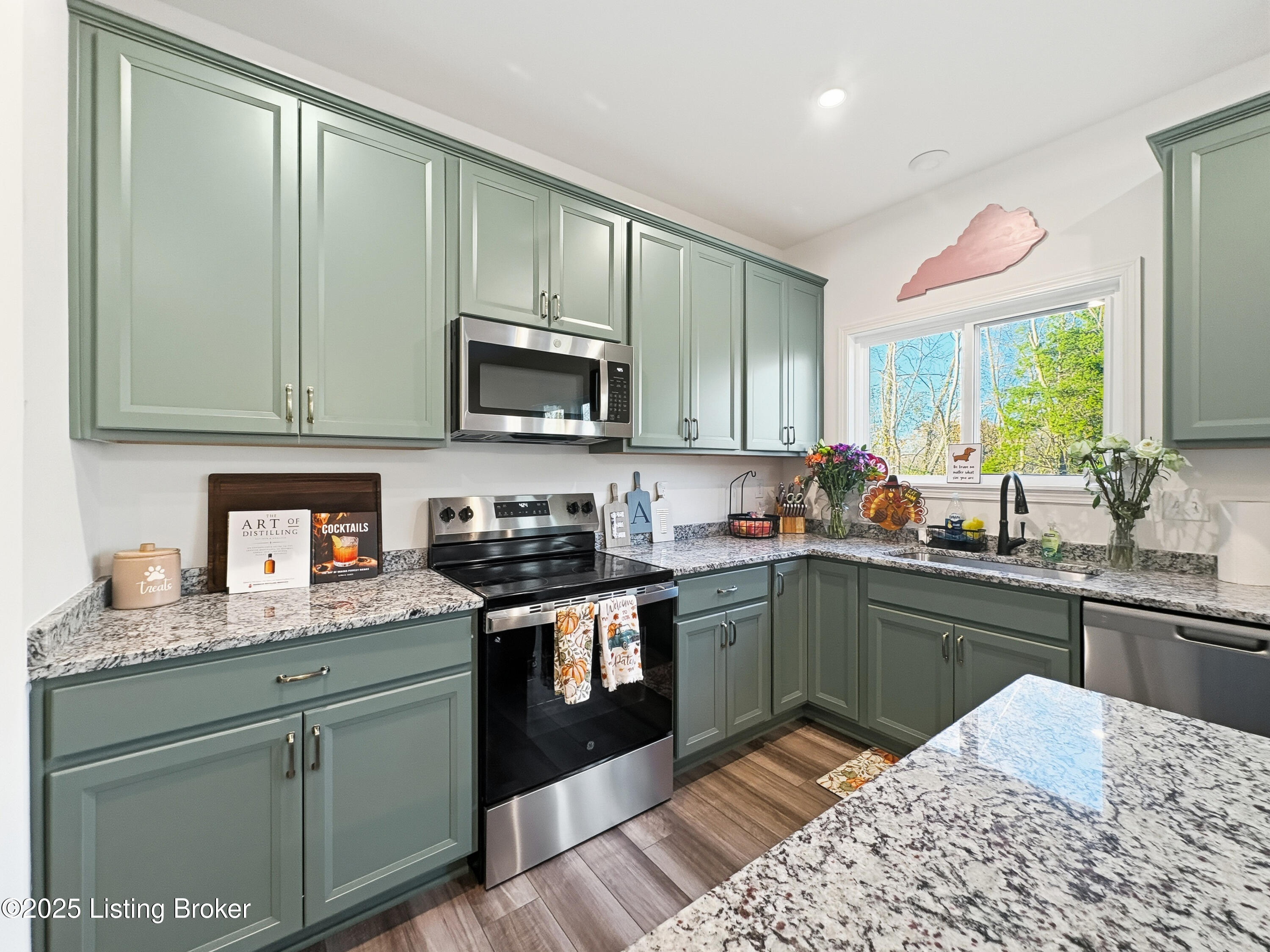 138 Sunflower Blvd Property Photo 11