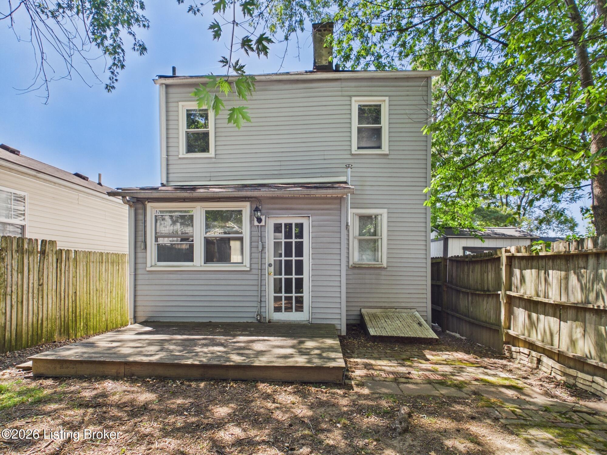 925 Schiller Ct Property Photo 19