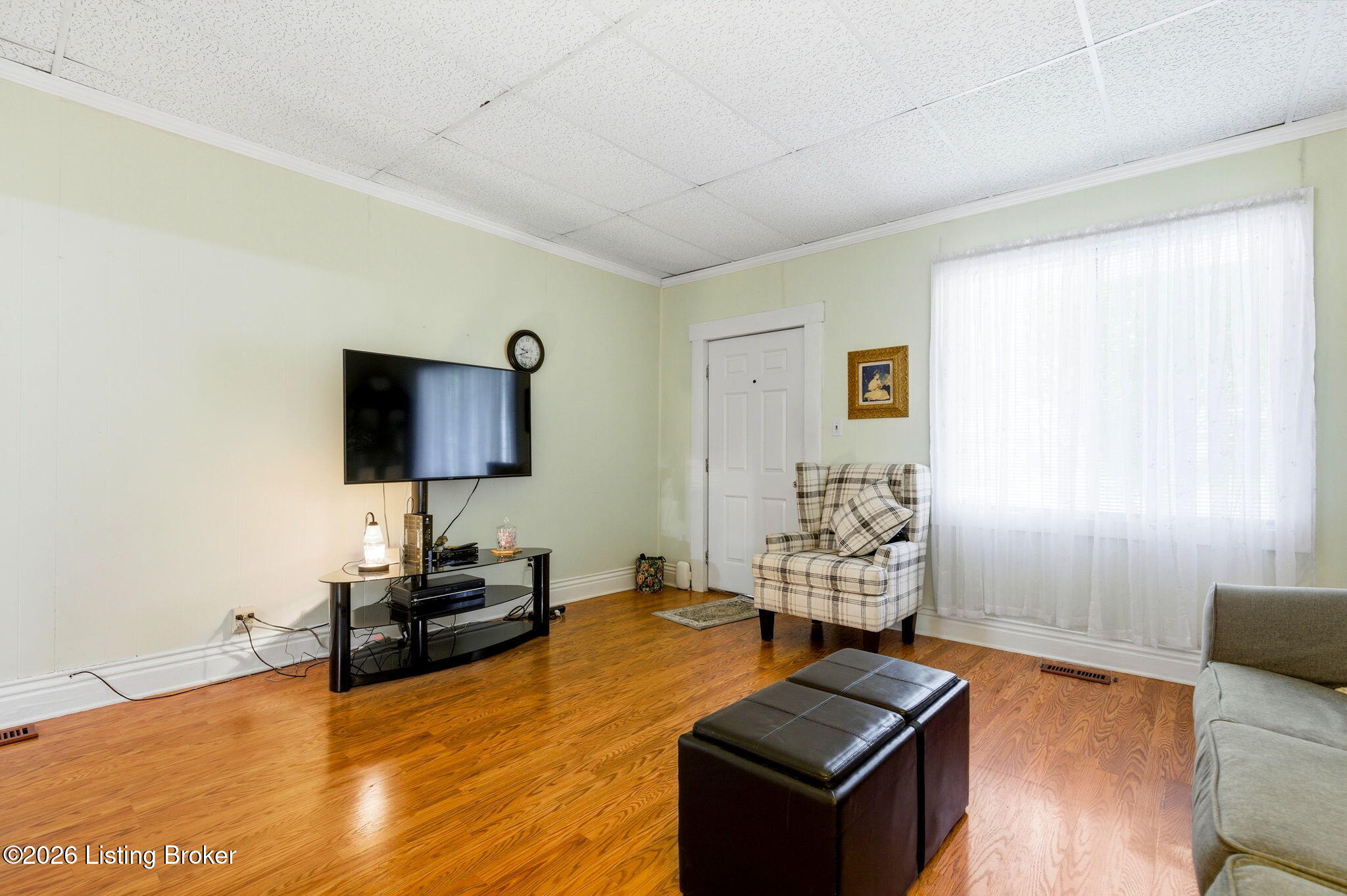 216 Saunders Ave Property Photo 16