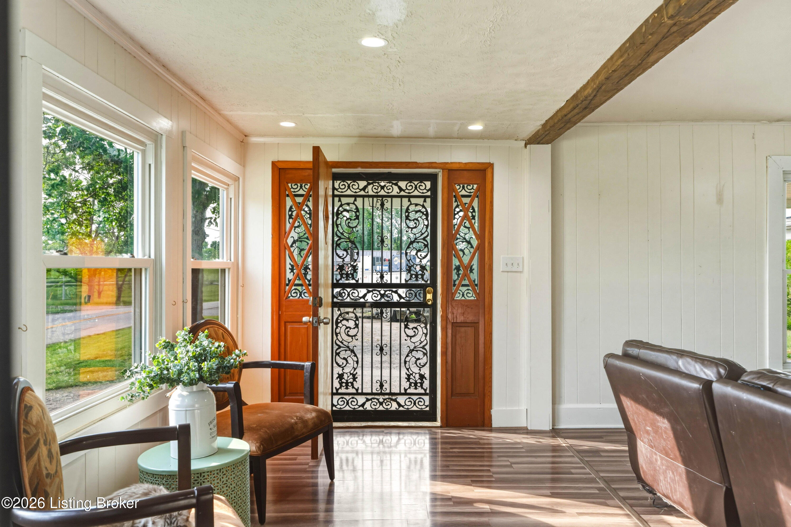 6568 Mount Zion Rd Property Photo 4
