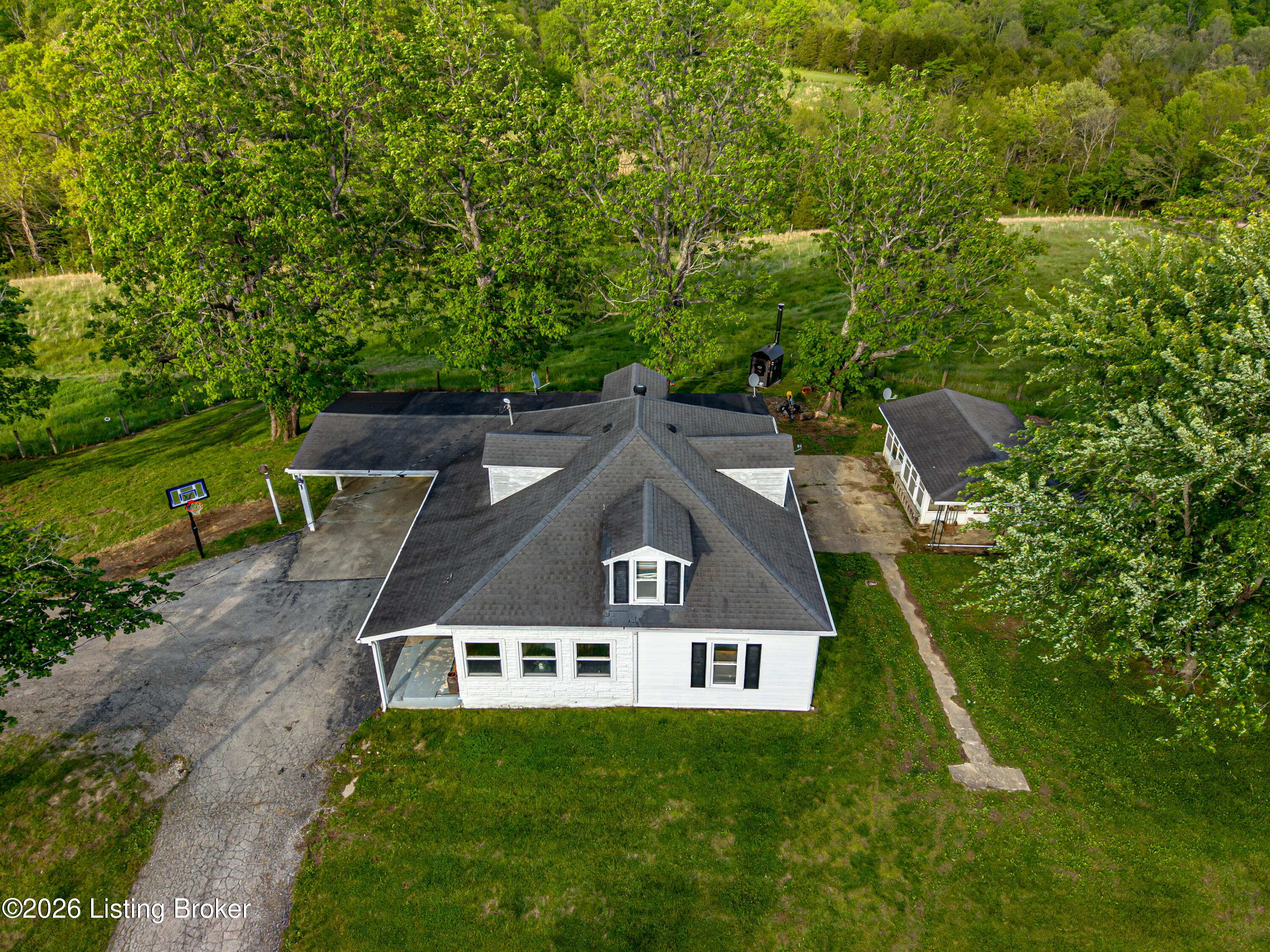 6568 Mount Zion Rd Property Photo 13