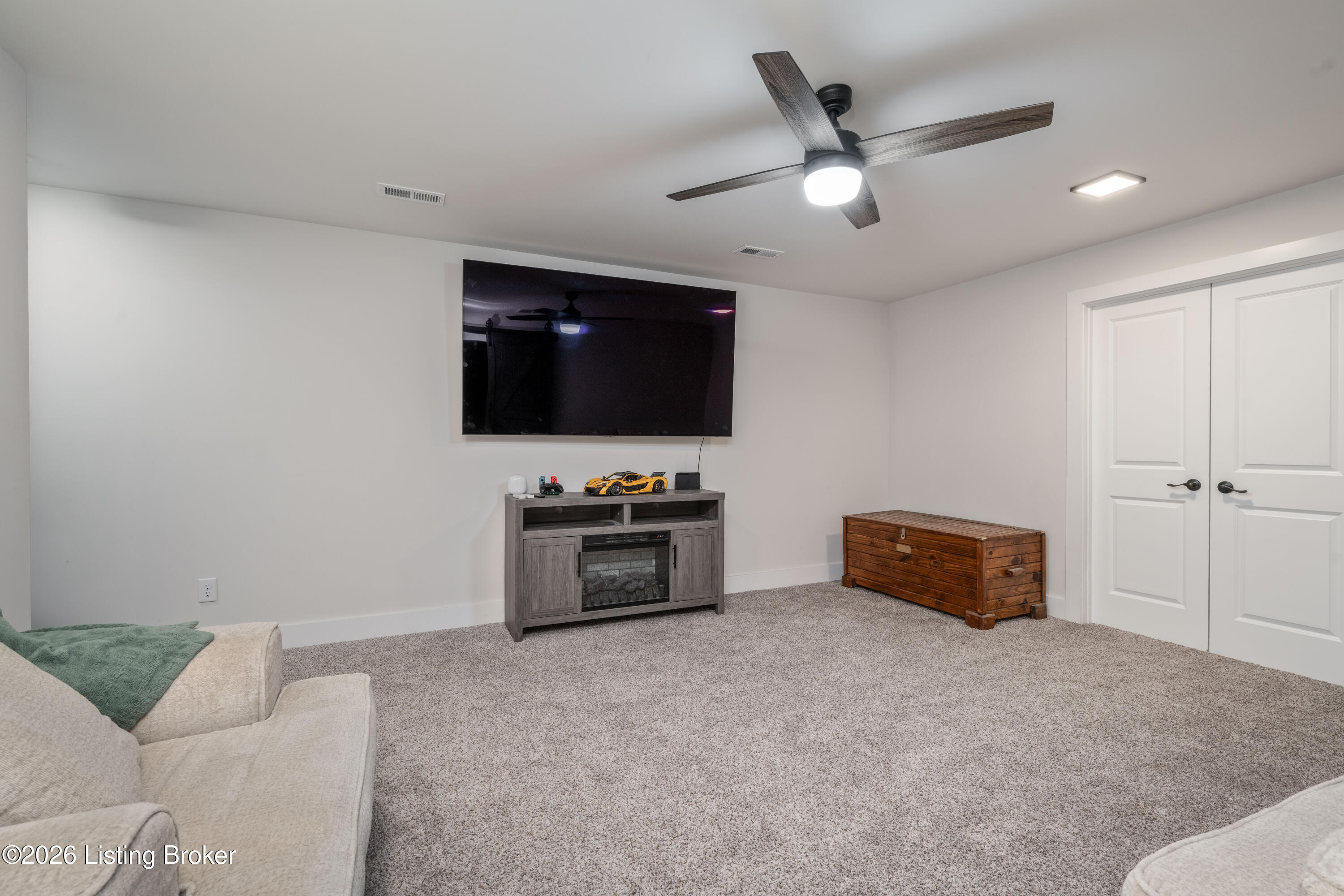 1109 Dora Dr Property Photo 27